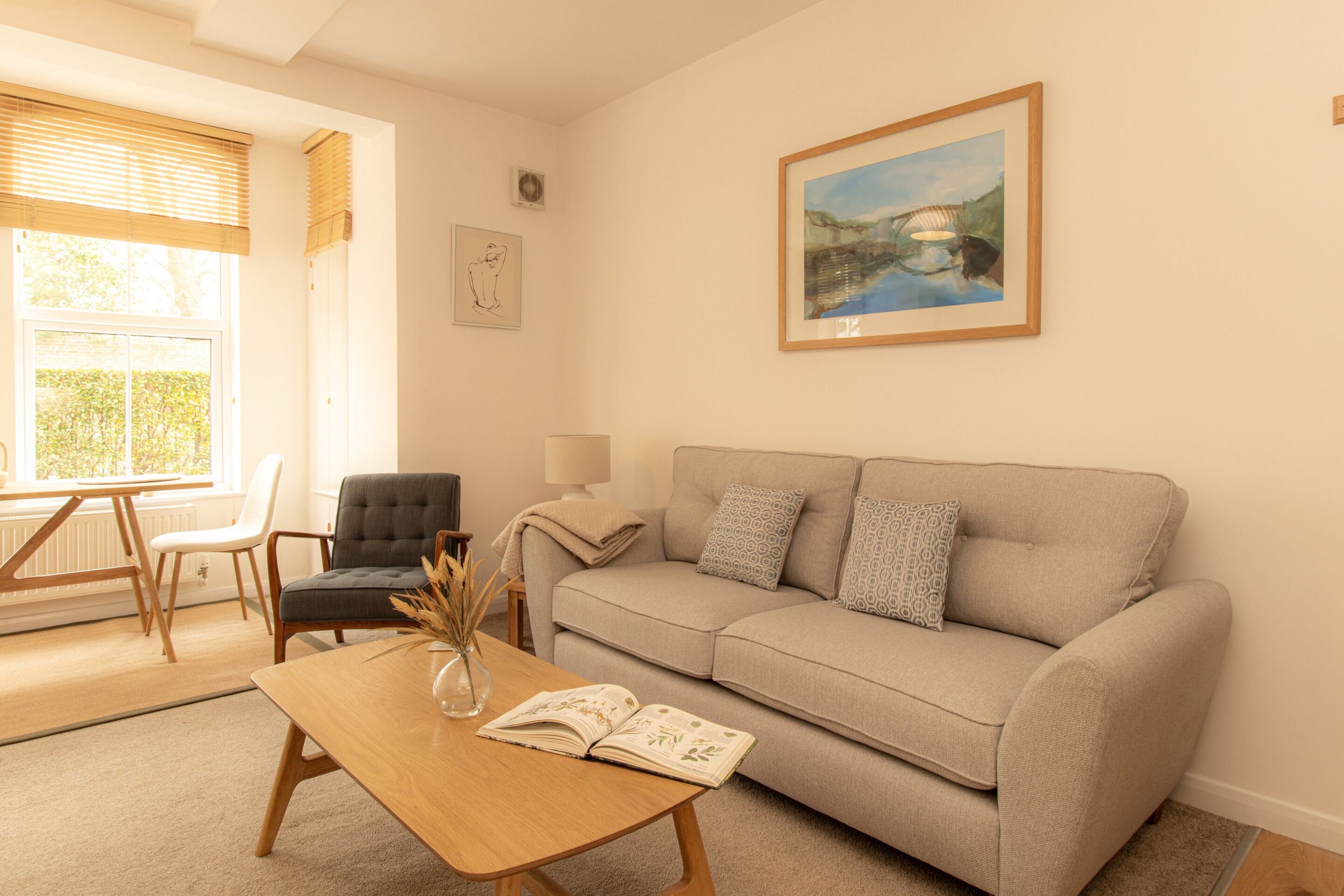 Crescent House Apartments