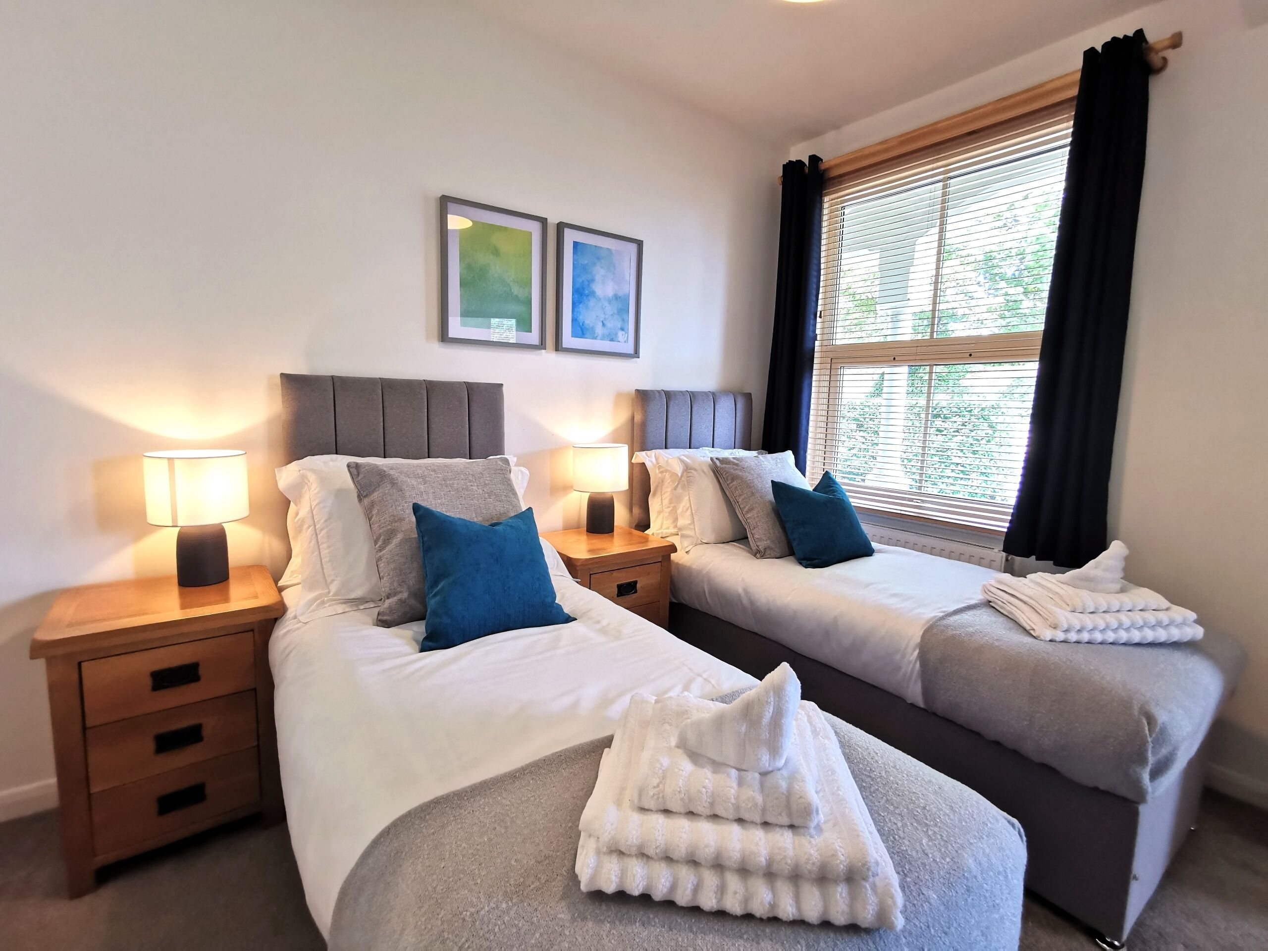 Crescent House Apartments