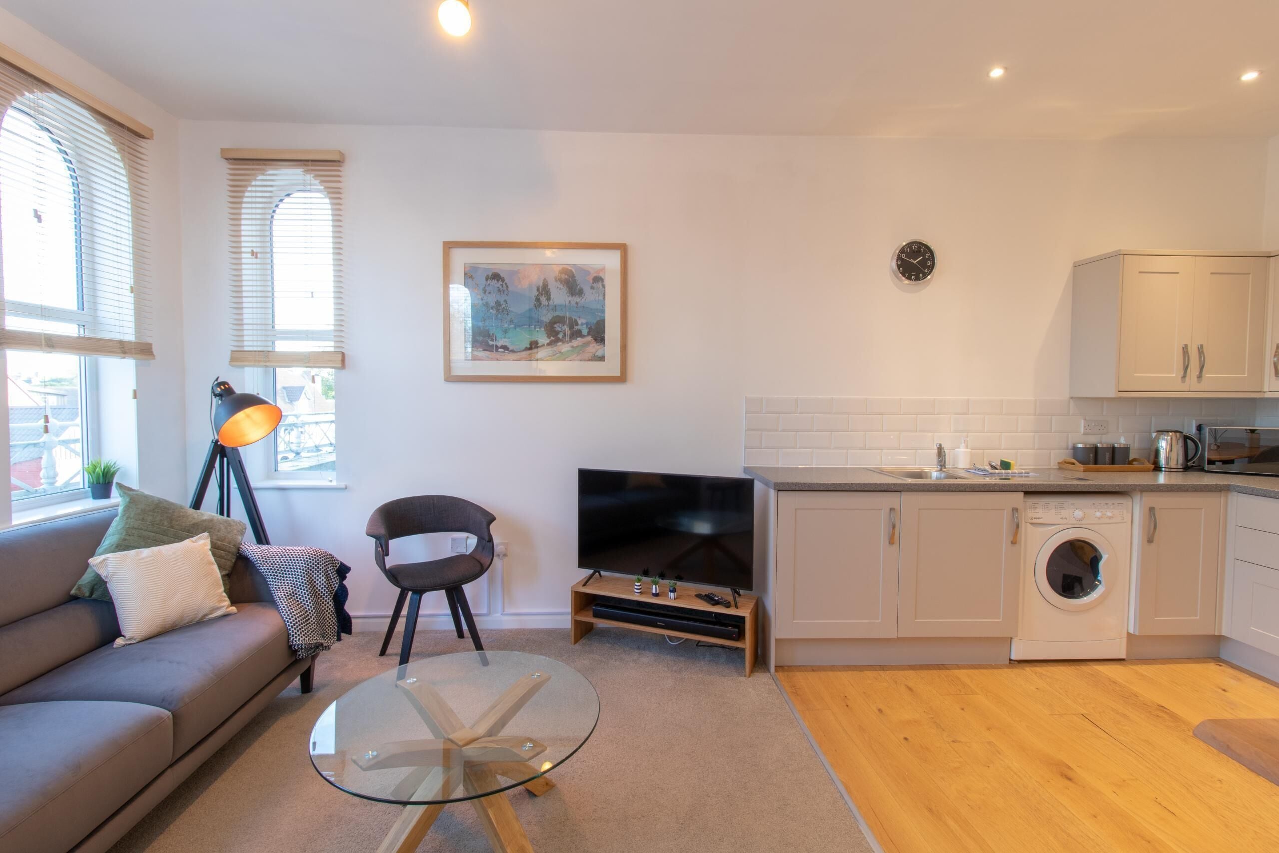 Crescent House Apartments