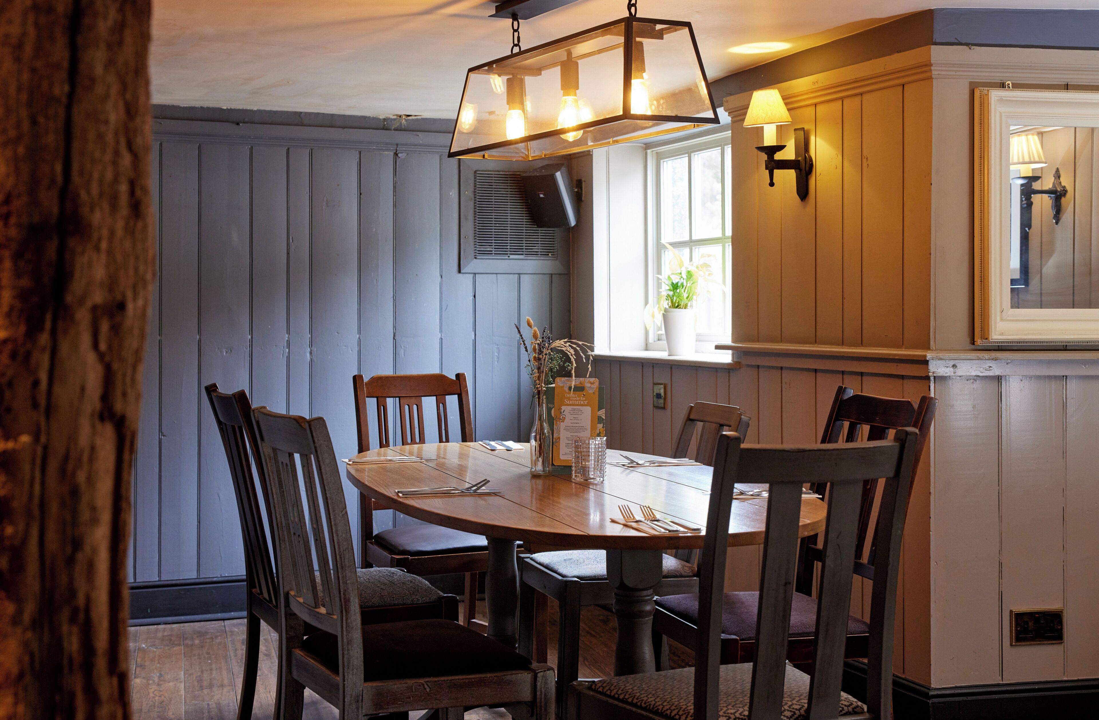 Crossroads by Chef & Brewer Collection
