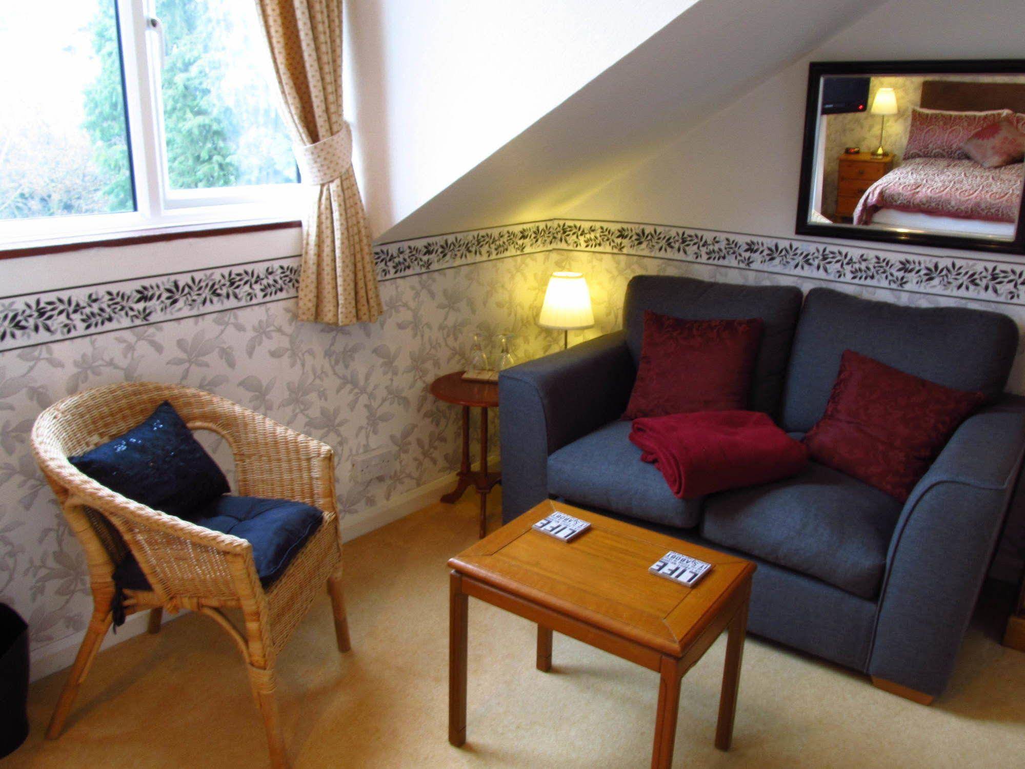 Broadlands Guest House