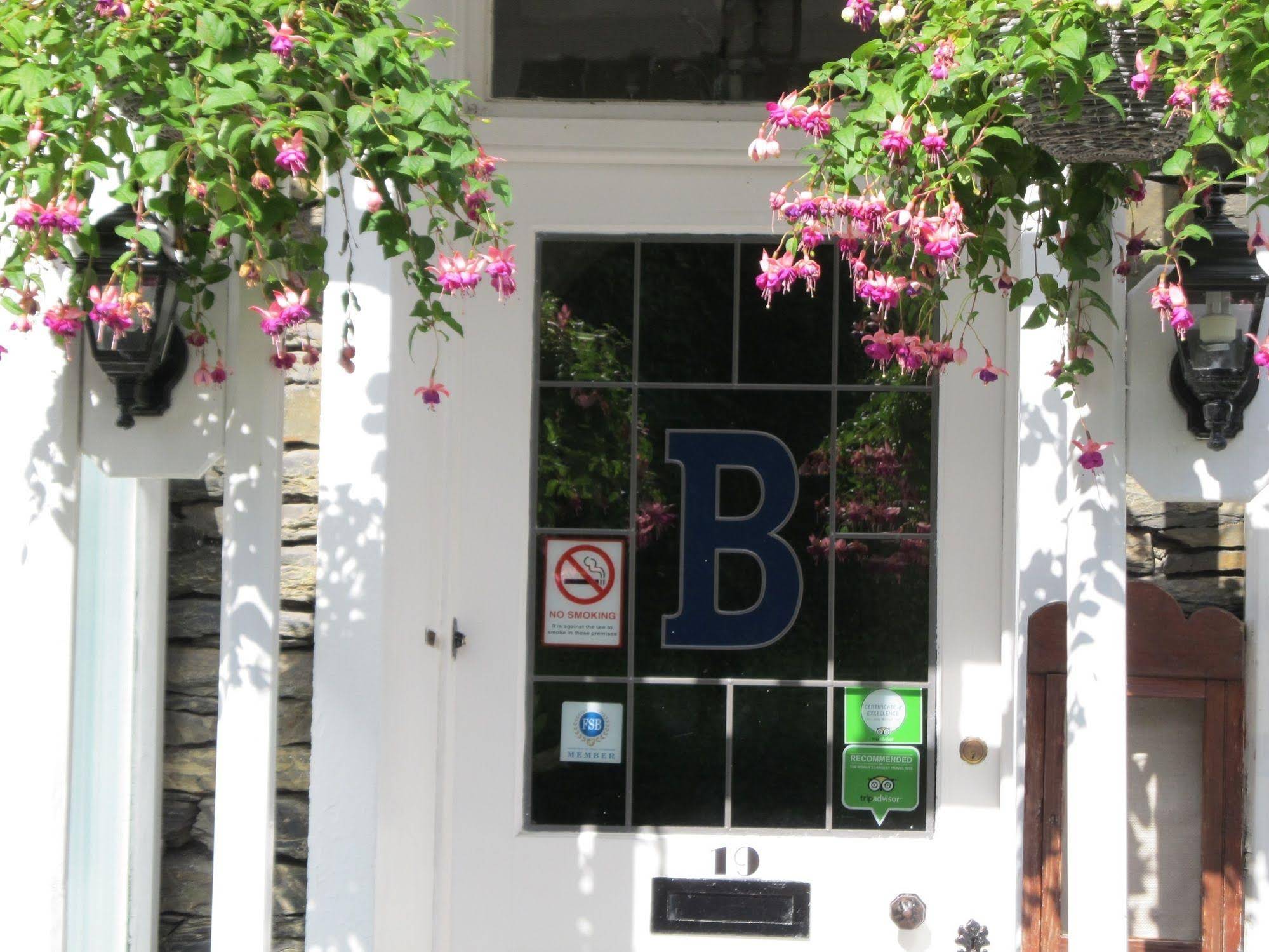 Broadlands Guest House