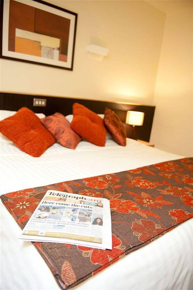 Strangford Arms Hotel