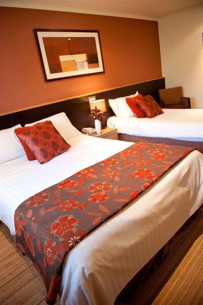 Strangford Arms Hotel