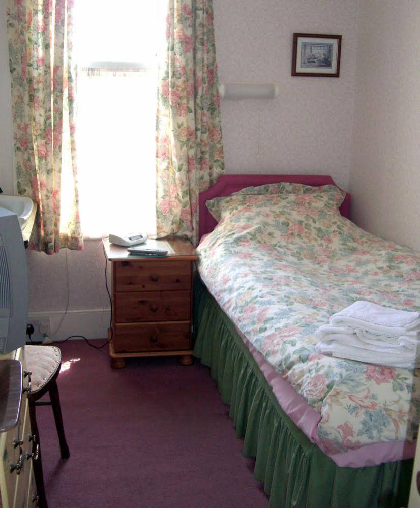 Uplands Guest House