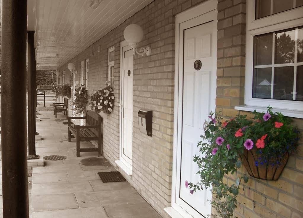 Roydon Marina Village