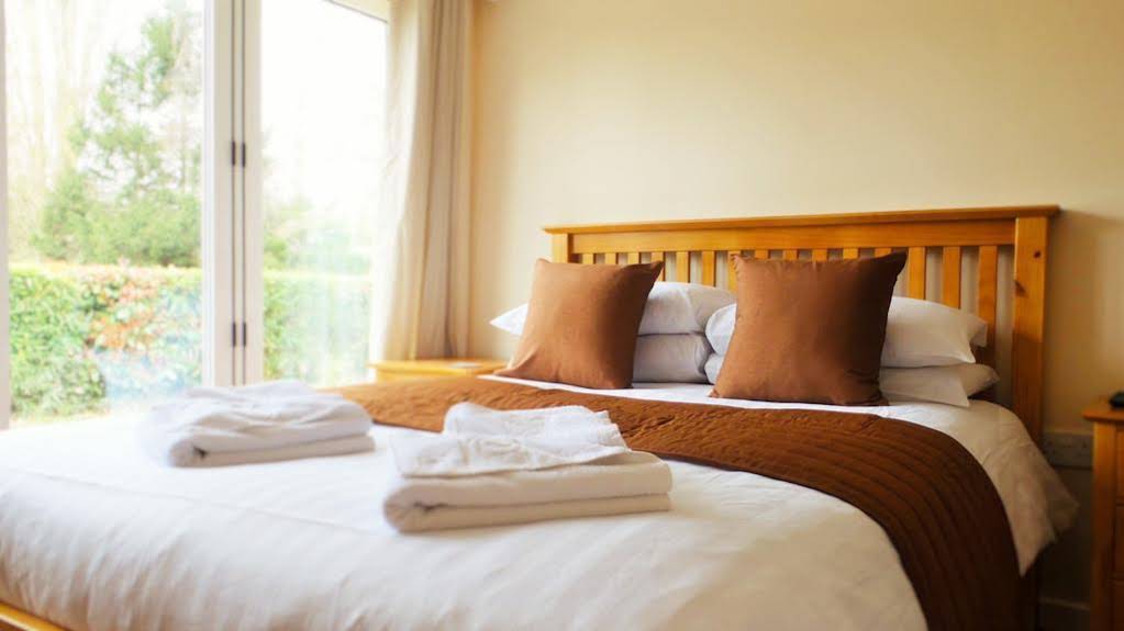 Roydon Marina Village