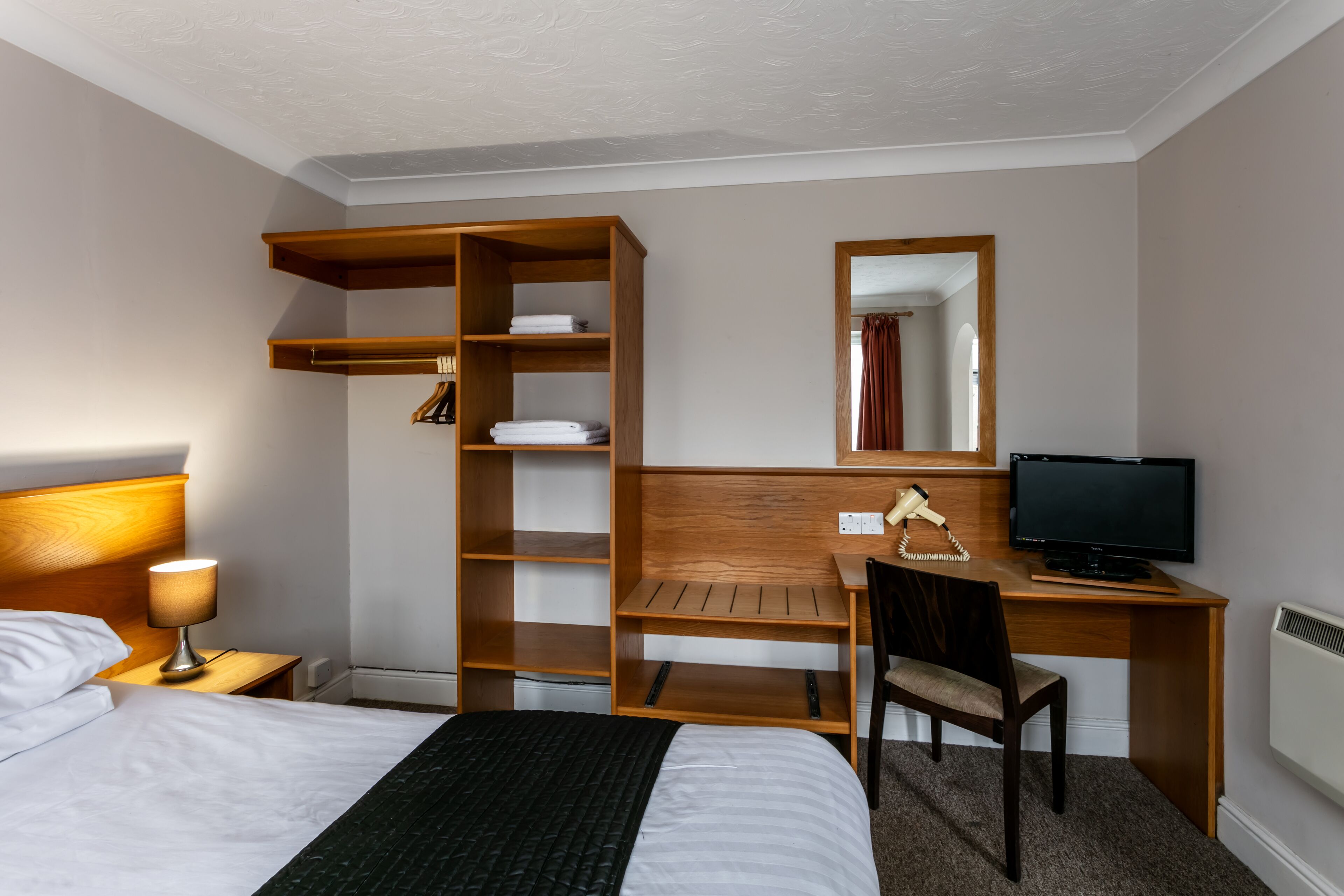 Roydon Marina Village Hotel