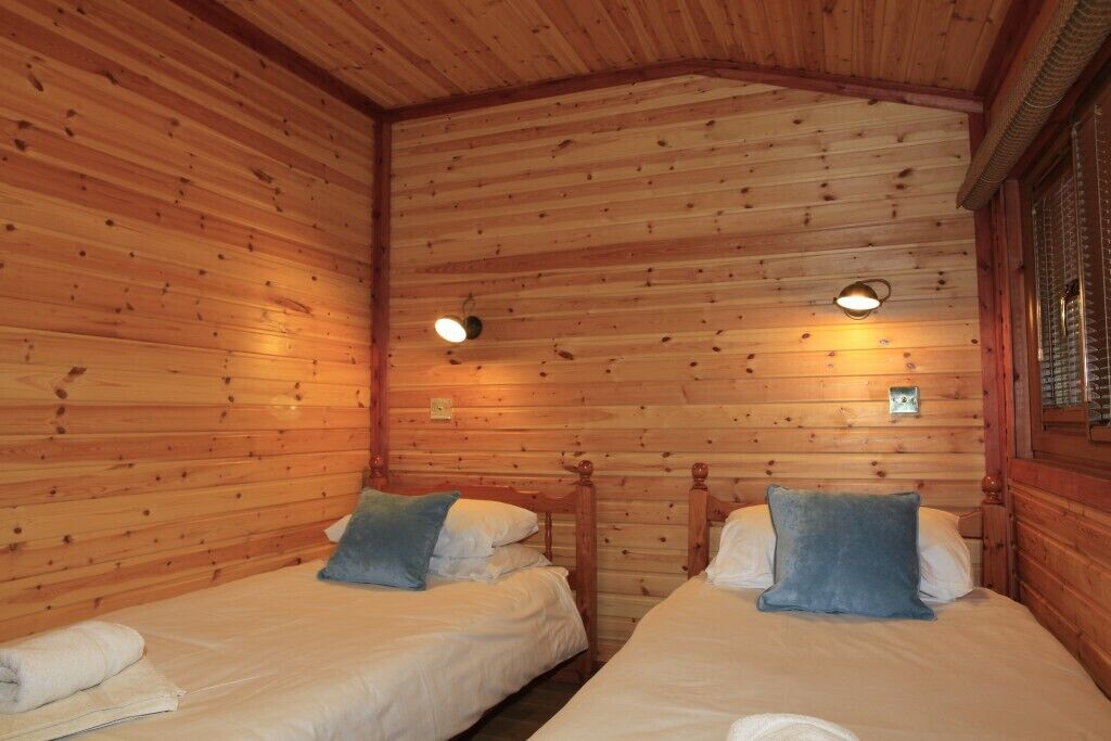 CAIRNGORM LODGES