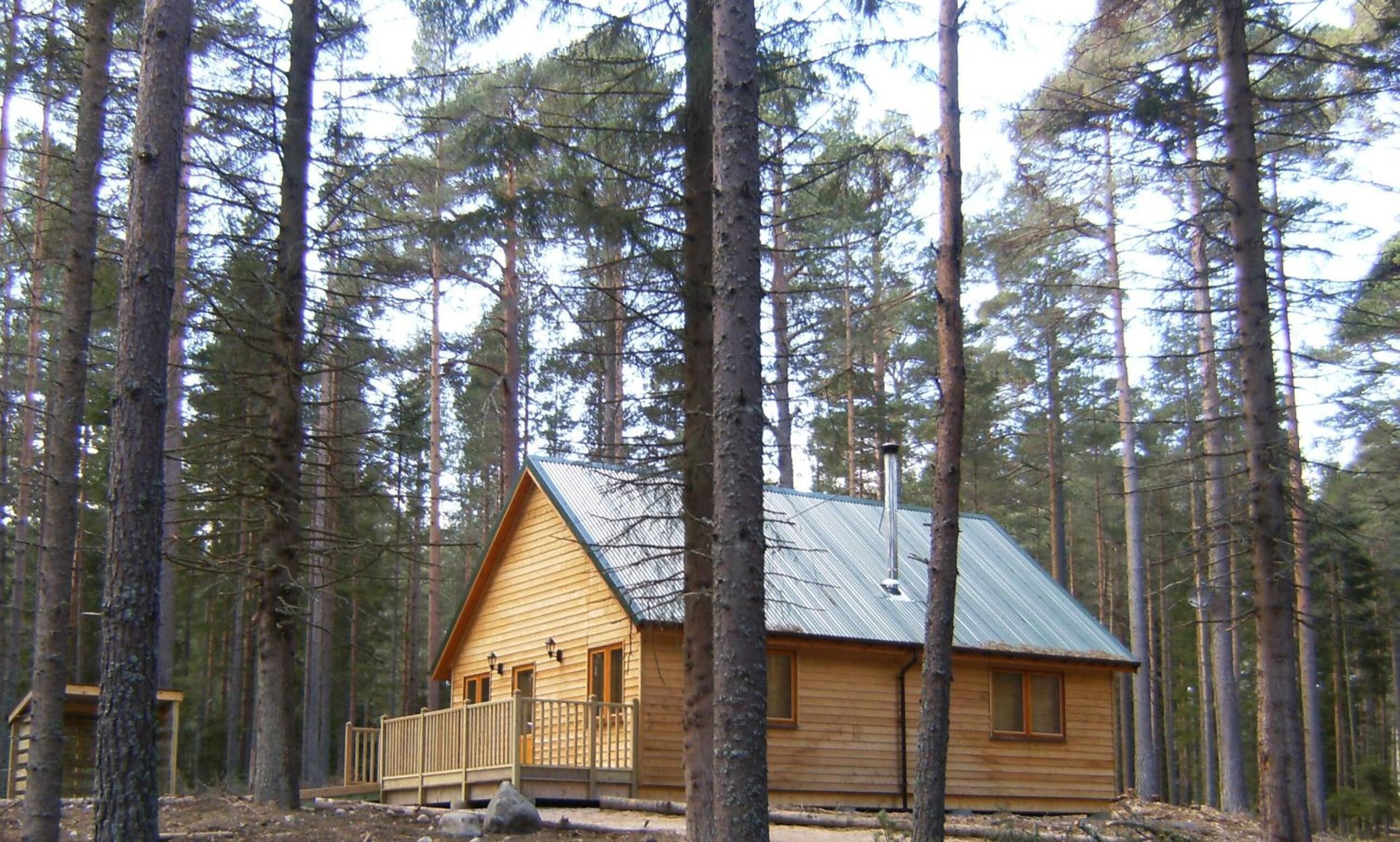 CAIRNGORM LODGES