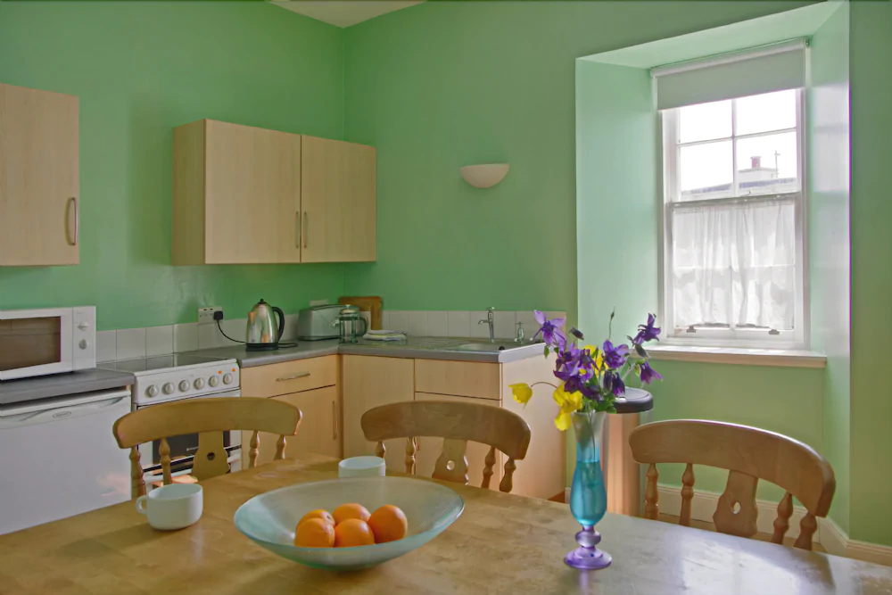 Steading Holidays - Keeper's Cottage