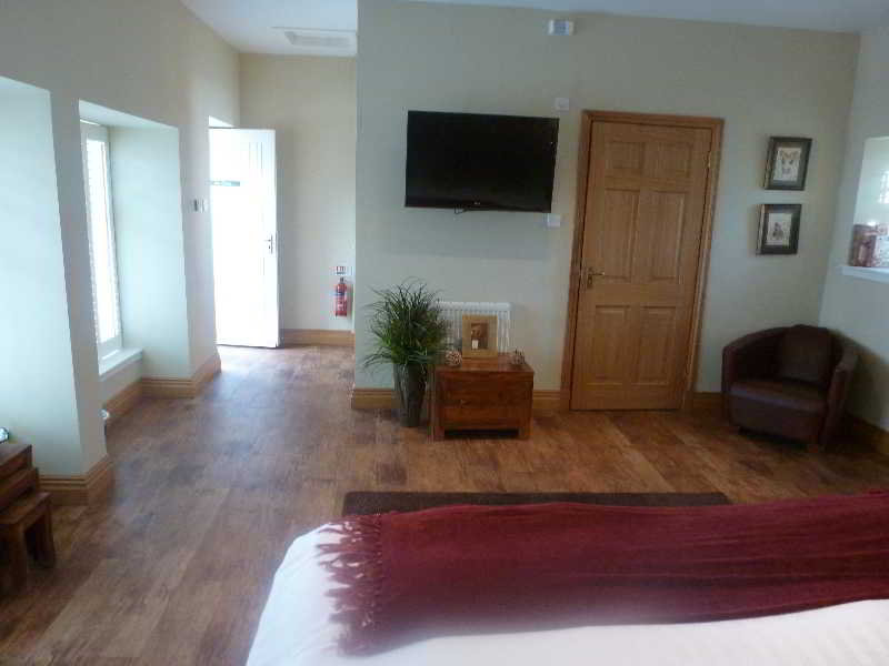 Shieldhill Castle Hotel