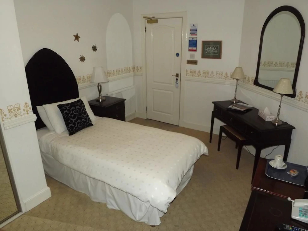 The Hotel Broughty Ferry