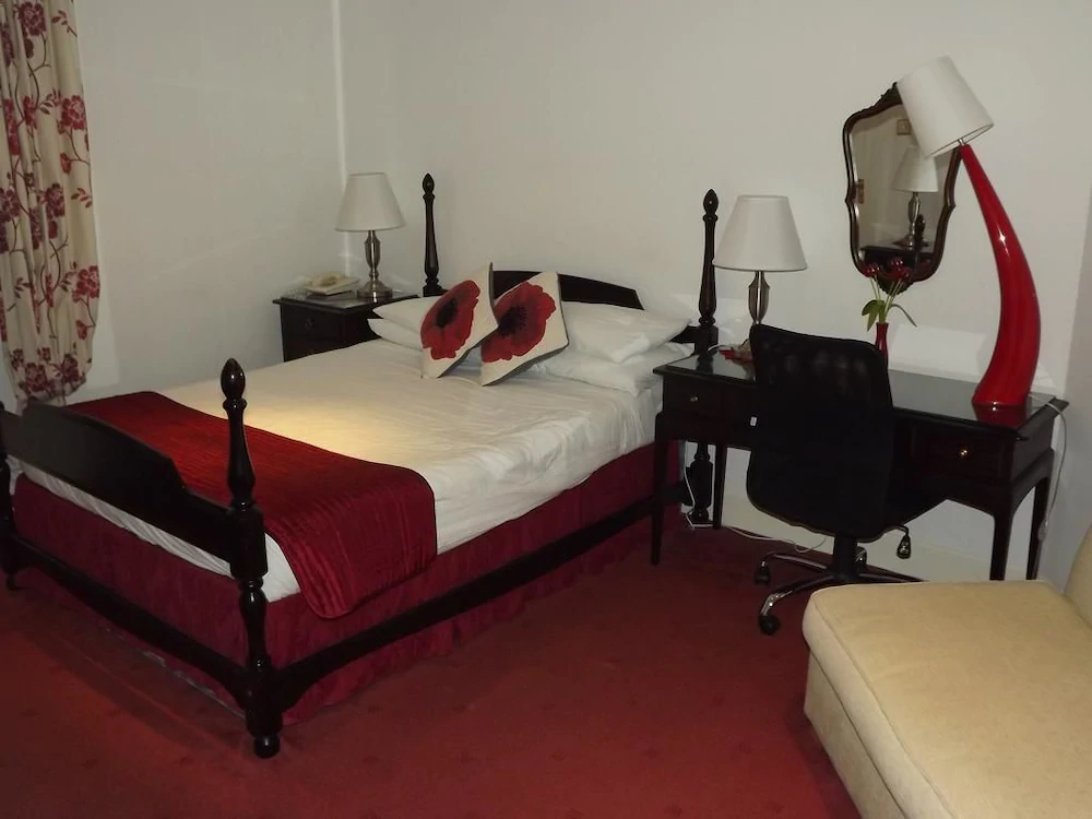The Hotel Broughty Ferry