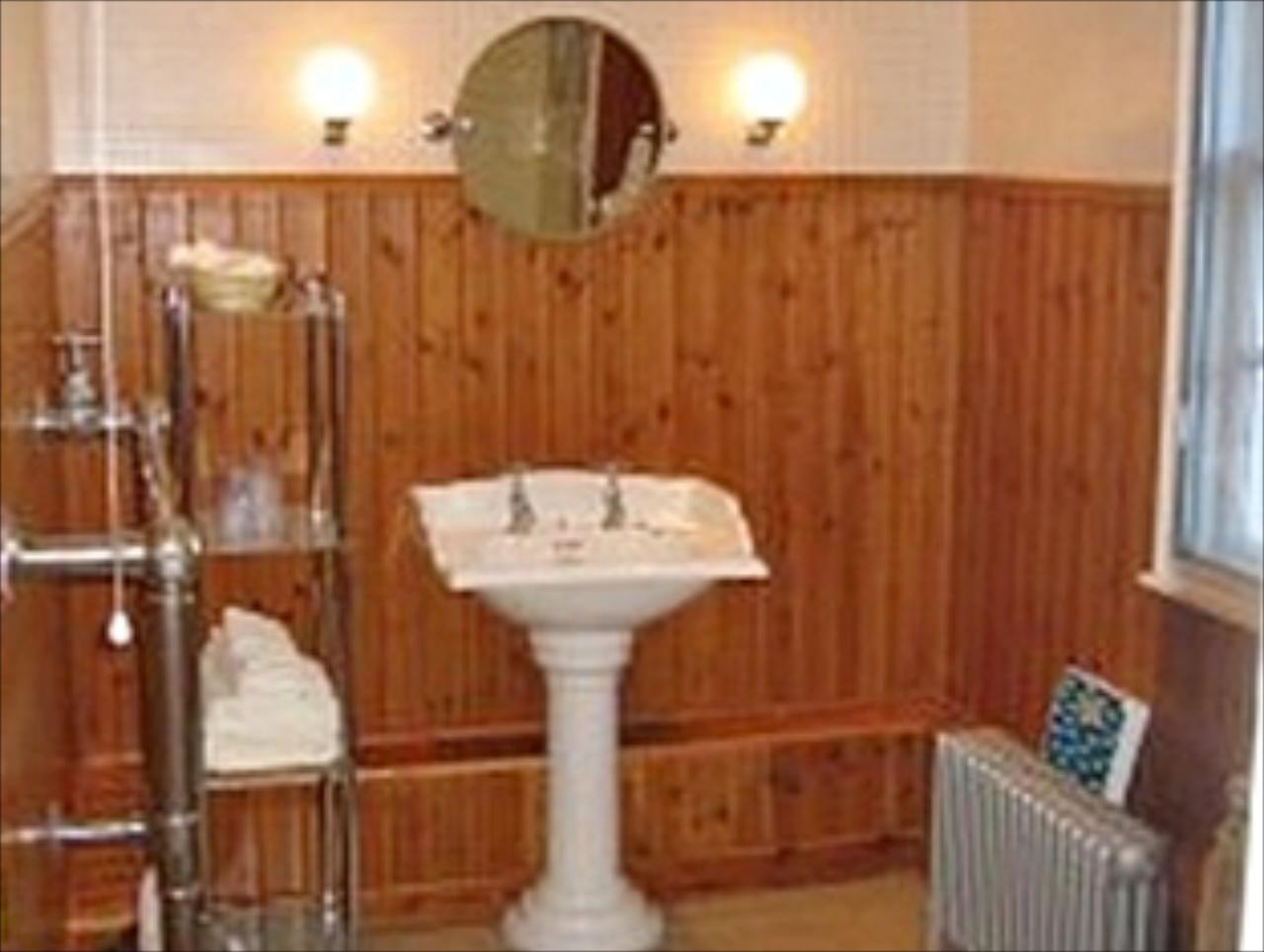 Westcot Bed & Breakfast