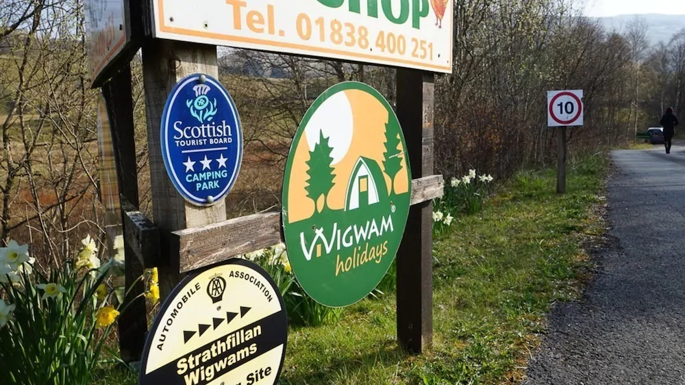 Strathfillan Wigwam Village