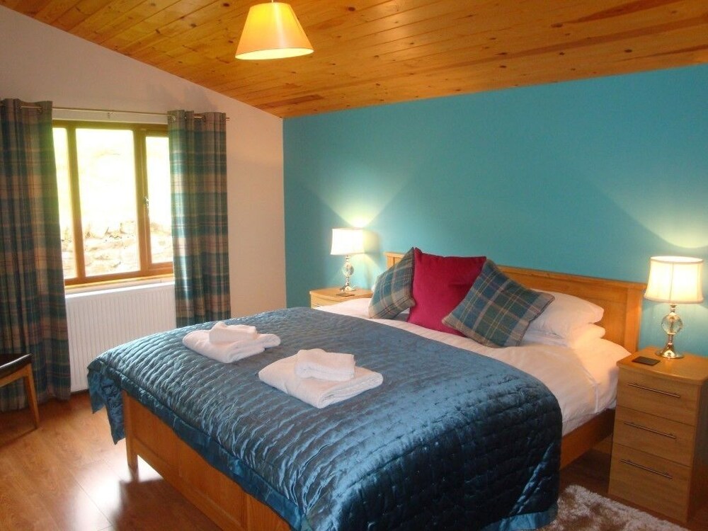 Woodpecker Lodge