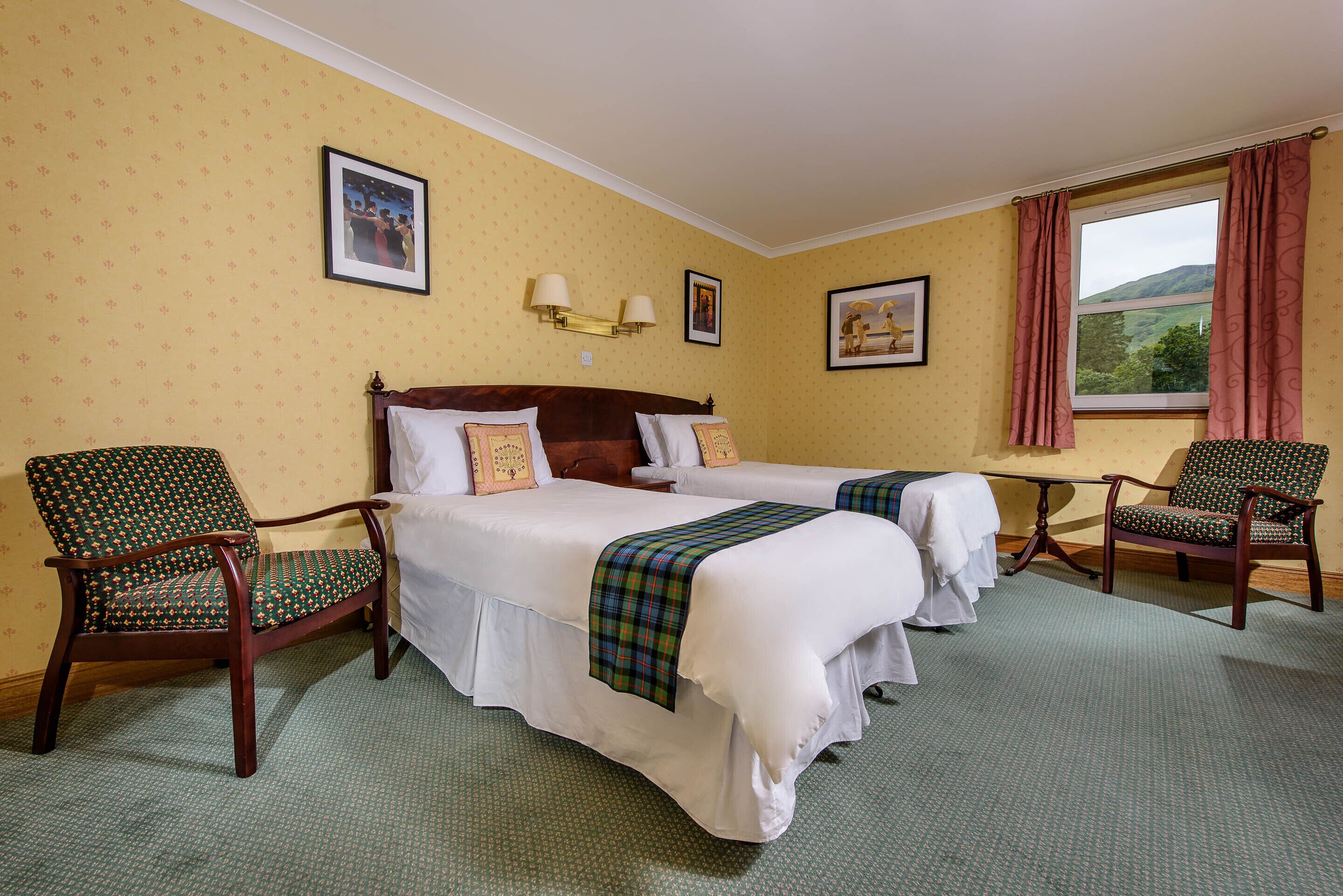 Muthu Dalmally Hotel