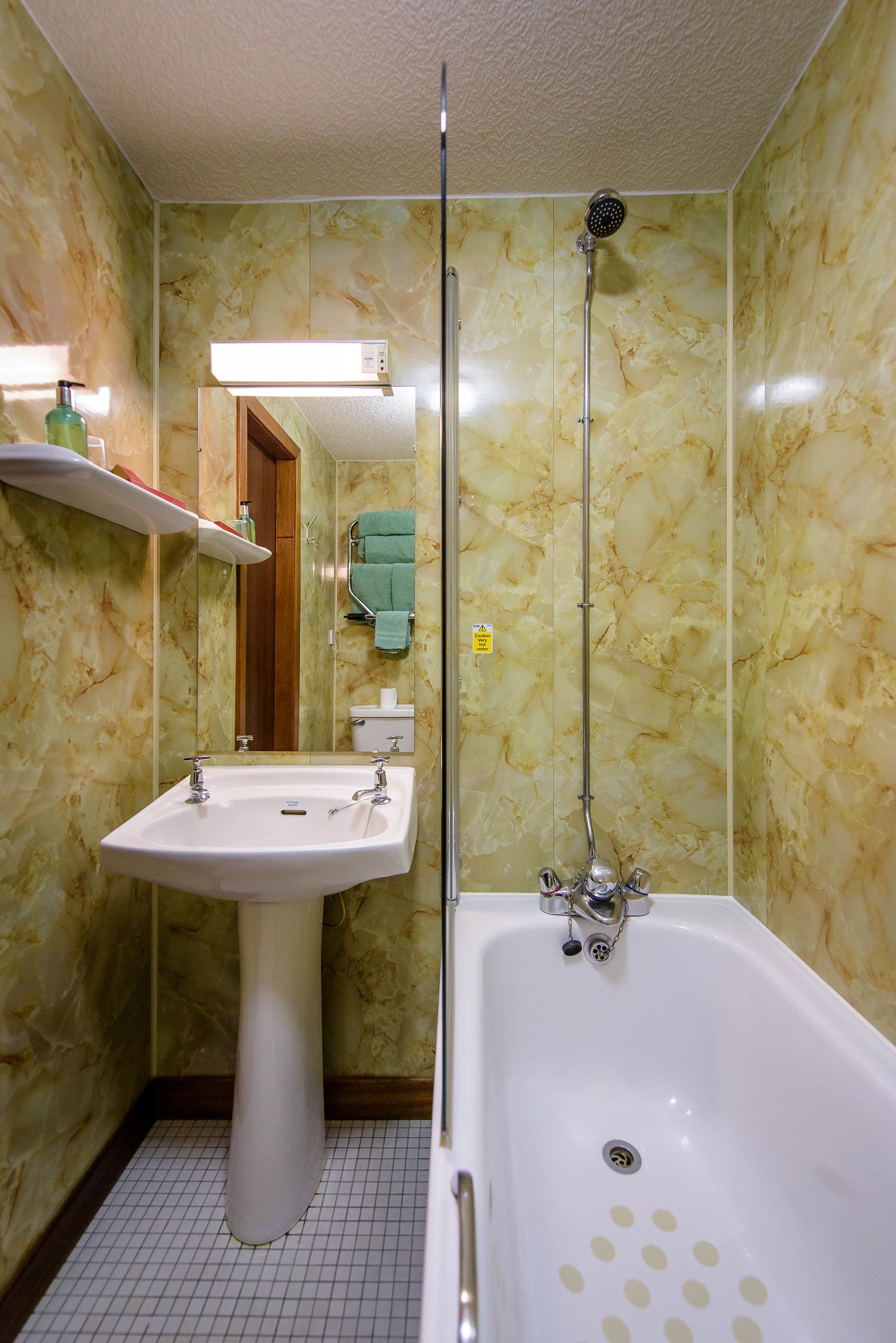 Muthu Dalmally Hotel