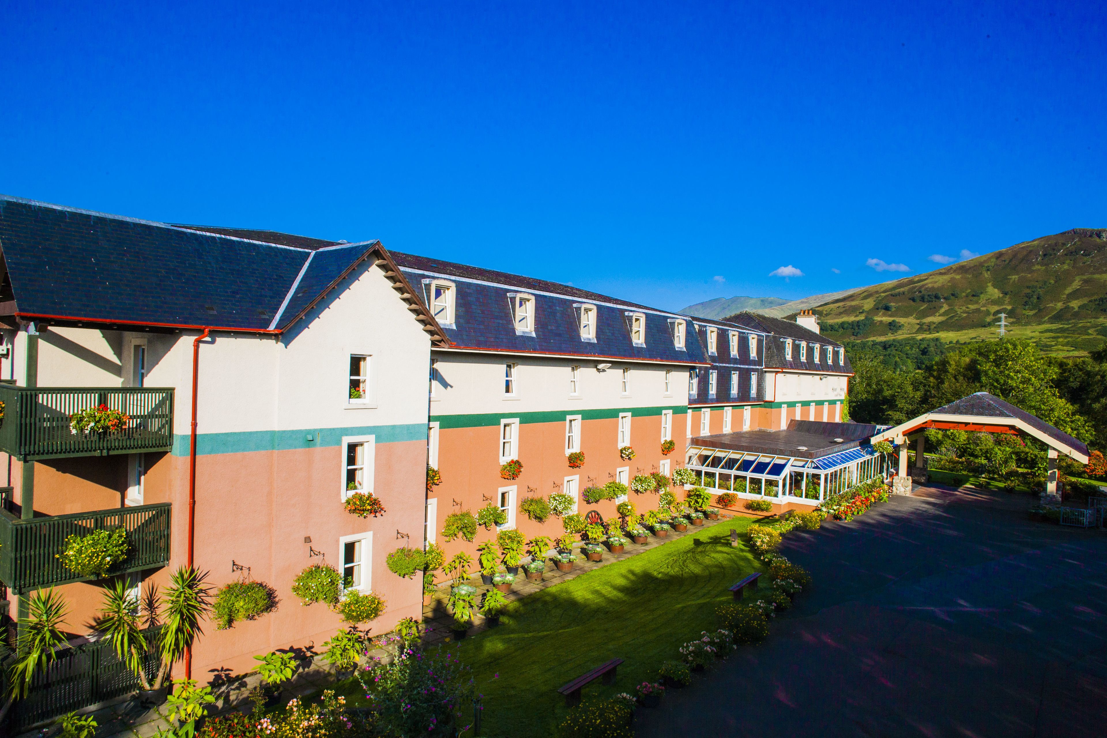 Muthu Dalmally Hotel