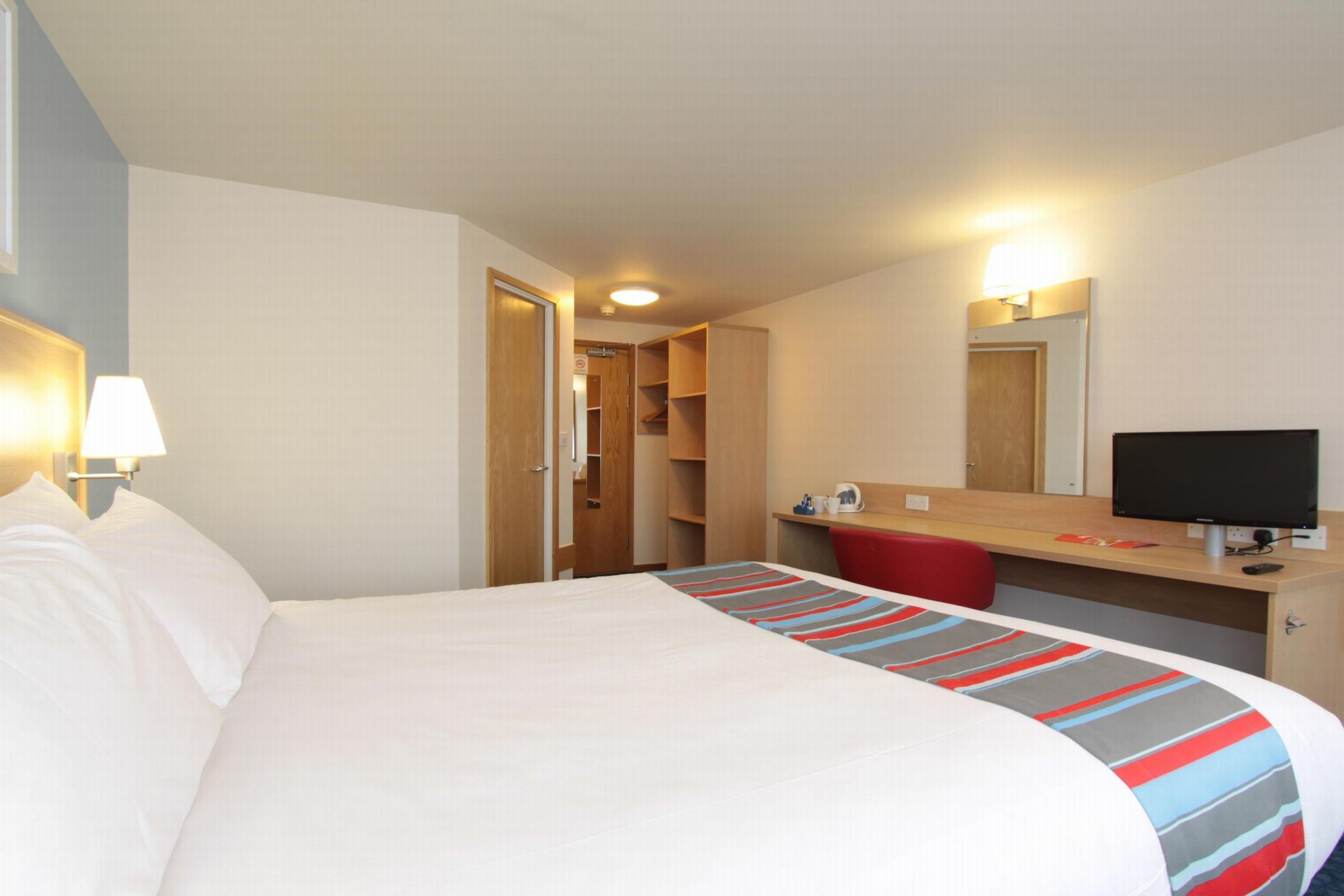 Travelodge Dundee Strathmore Avenue