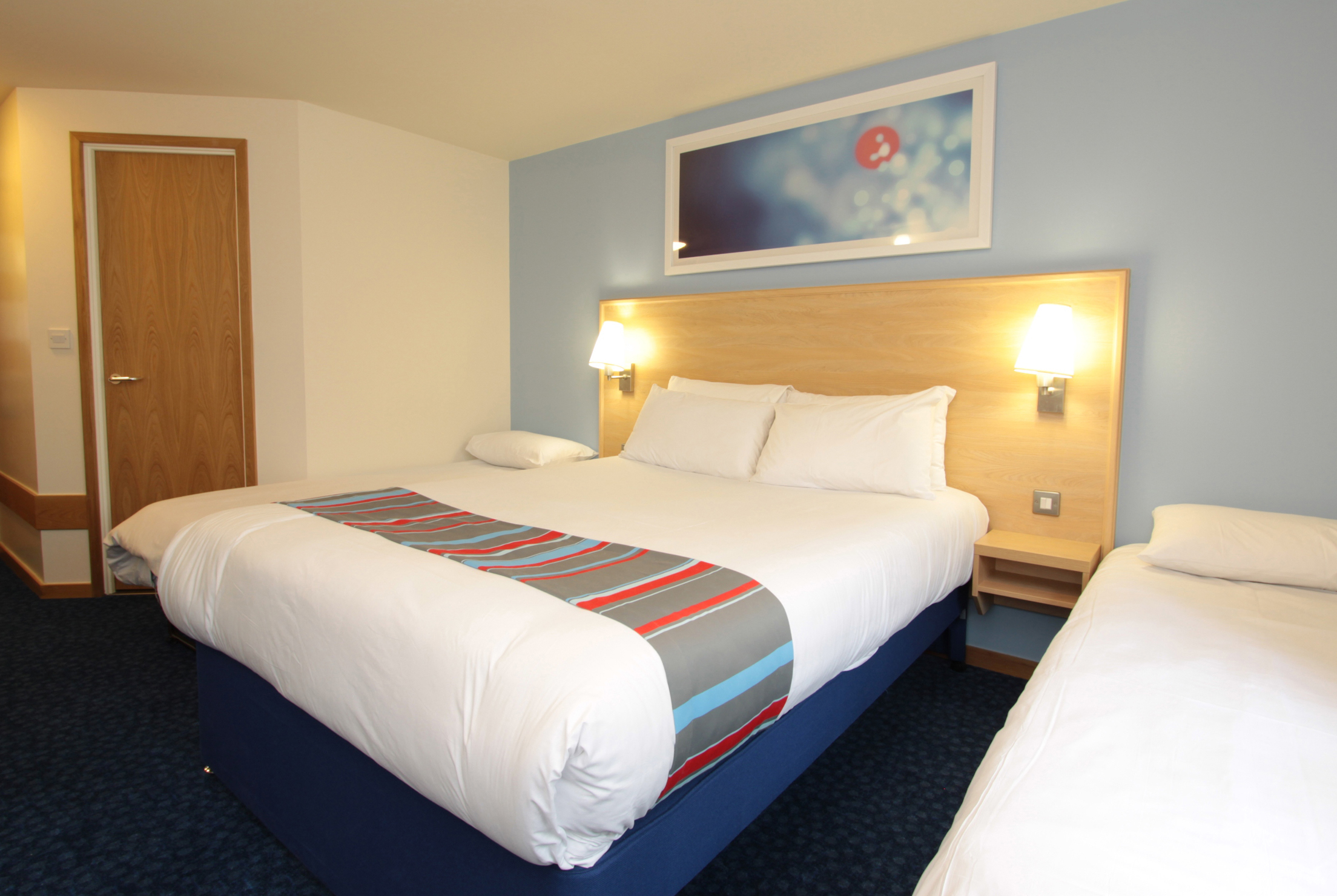 Travelodge Aberdeen Airport