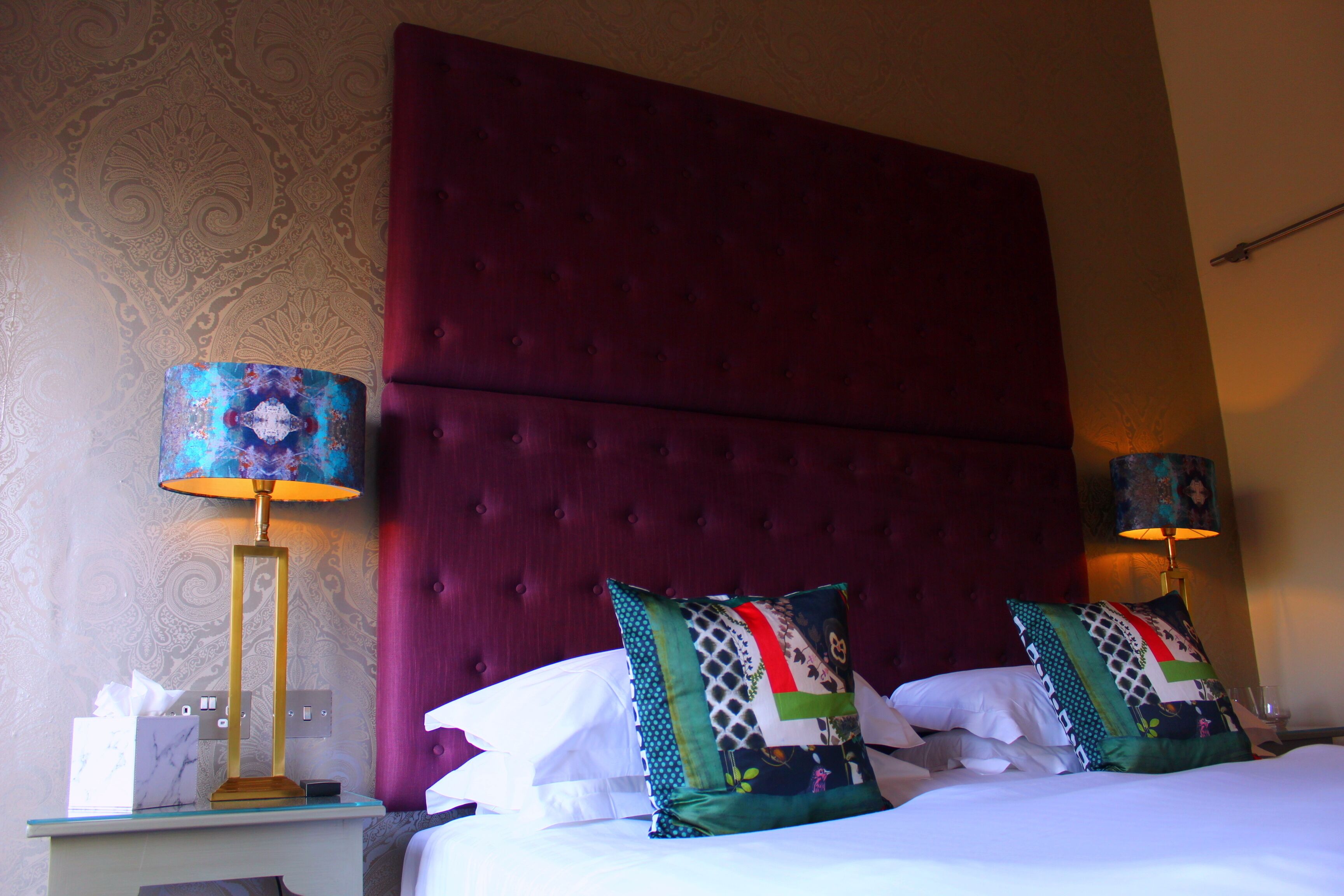 24 Royal Terrace Hotel