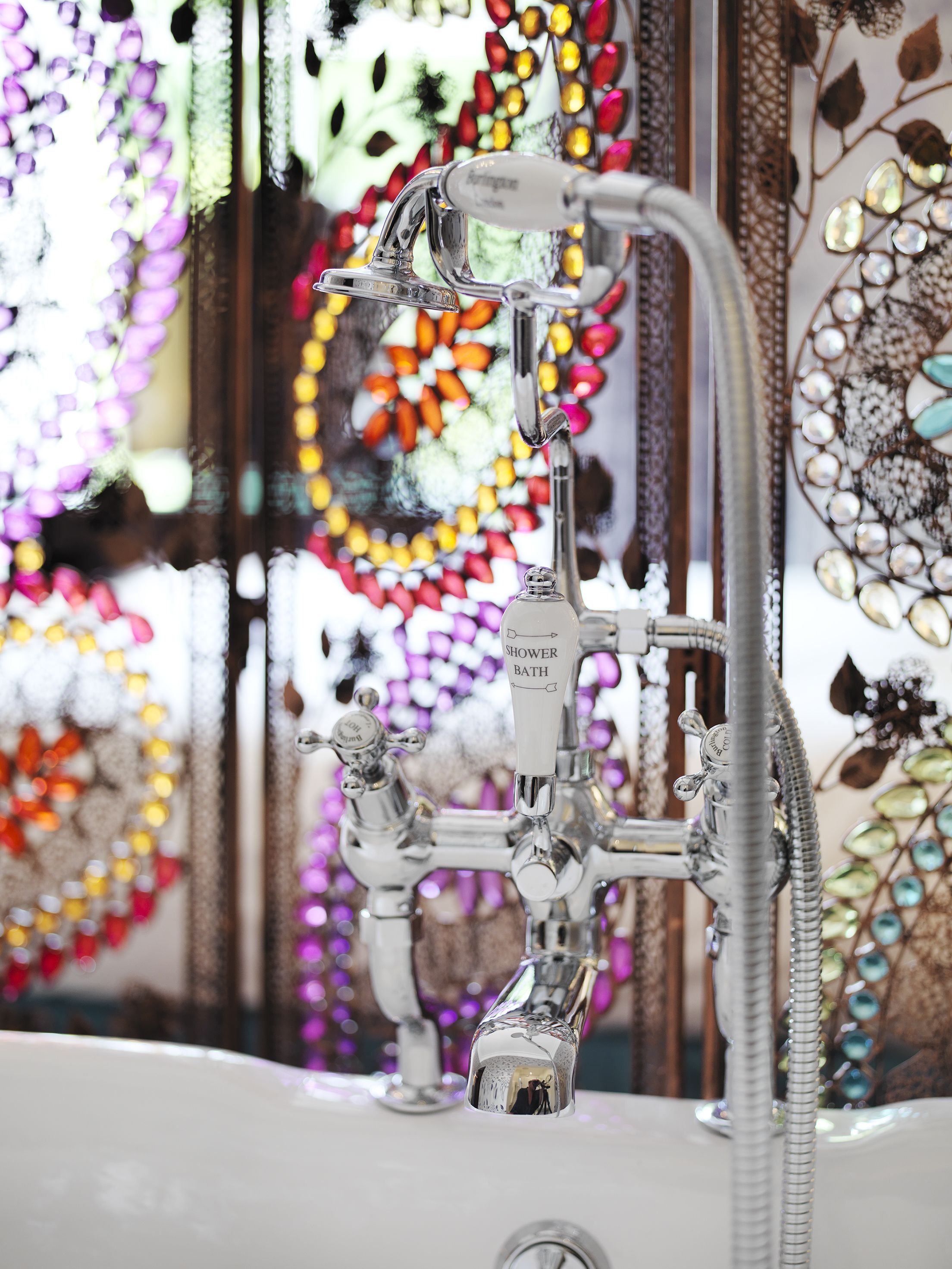 24 Royal Terrace Hotel