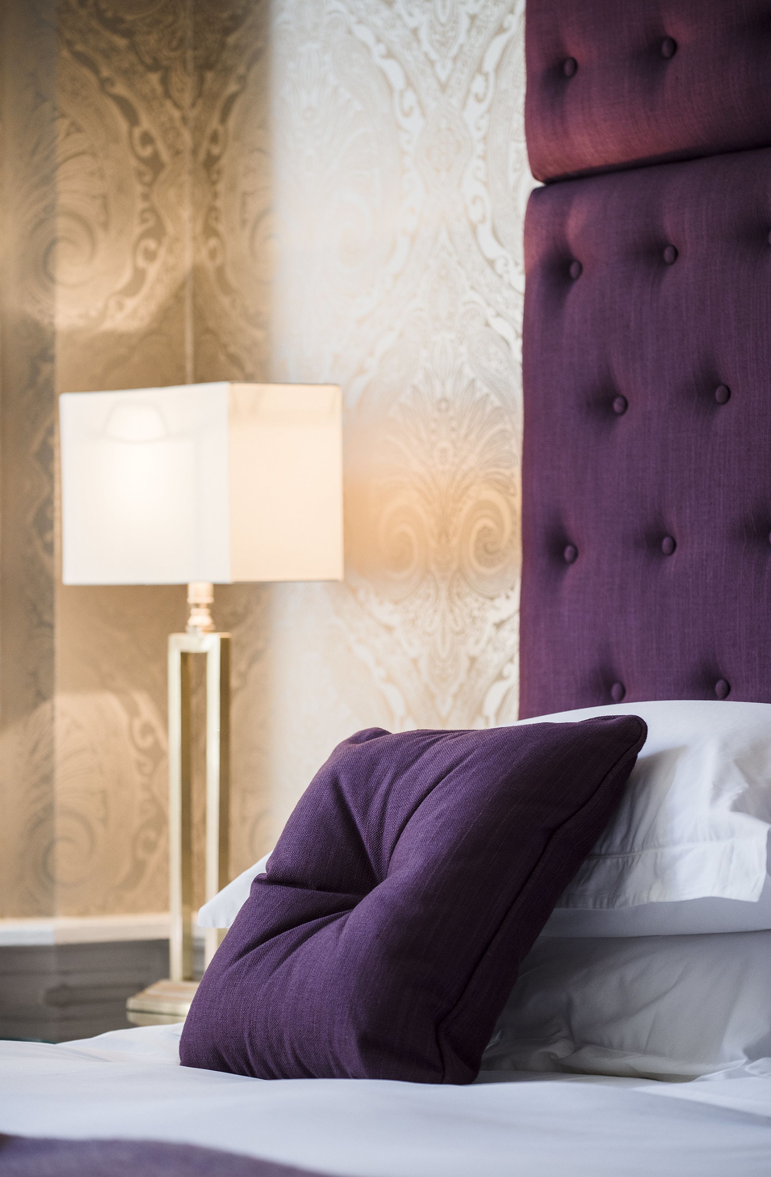 24 Royal Terrace Hotel