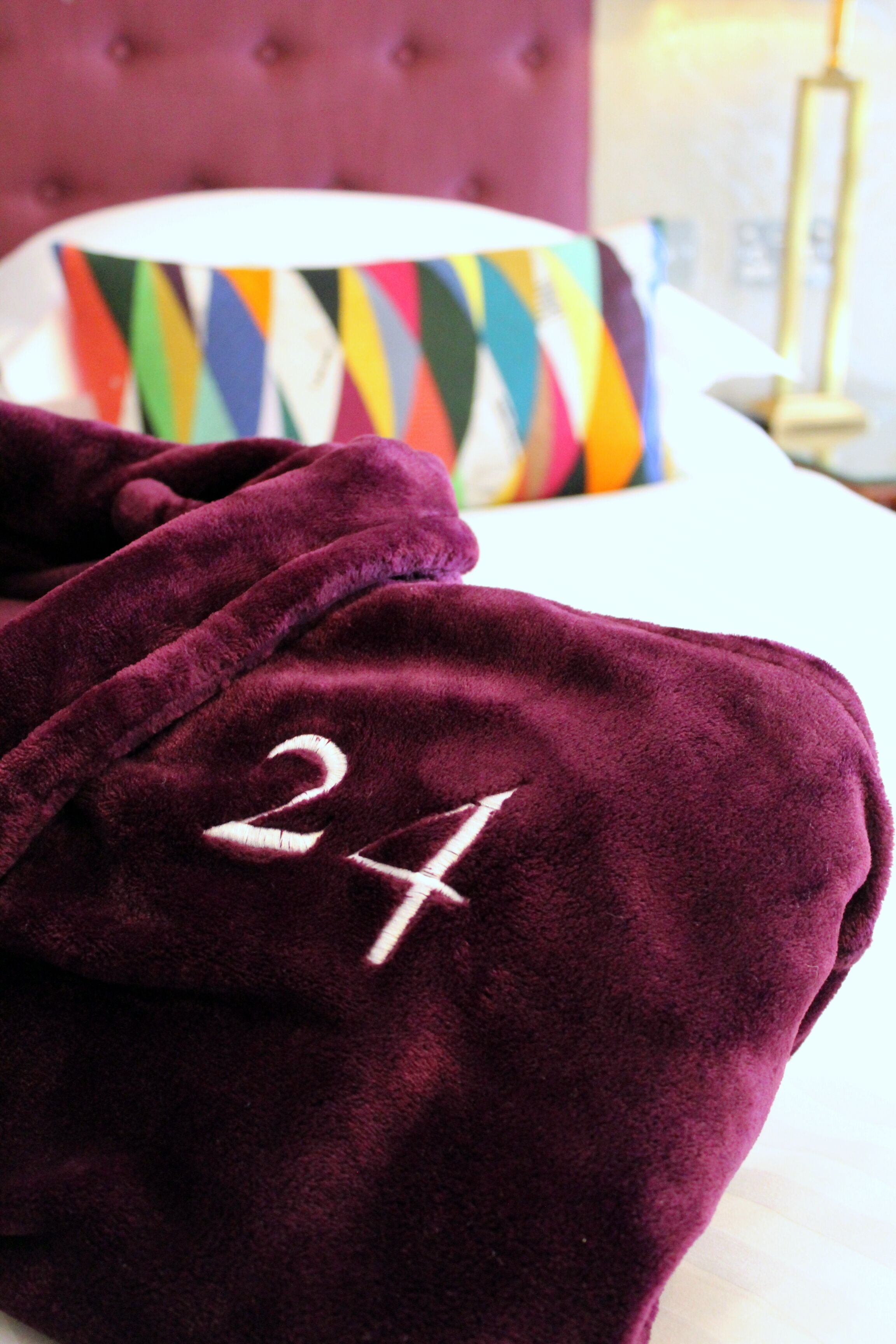 24 Royal Terrace Hotel