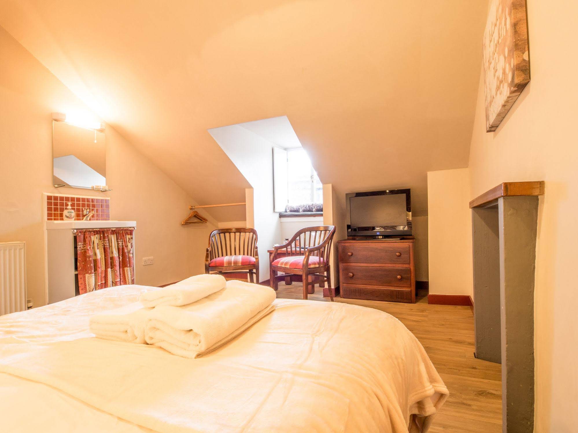 Dene Guest House Edinburgh