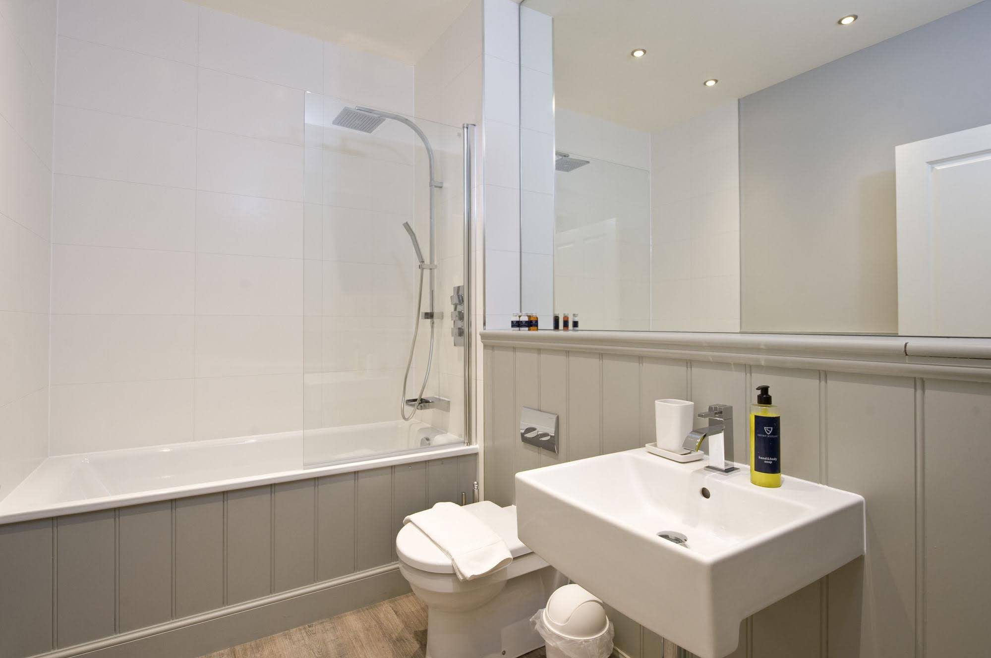Destiny Scotland - George IV Apartments