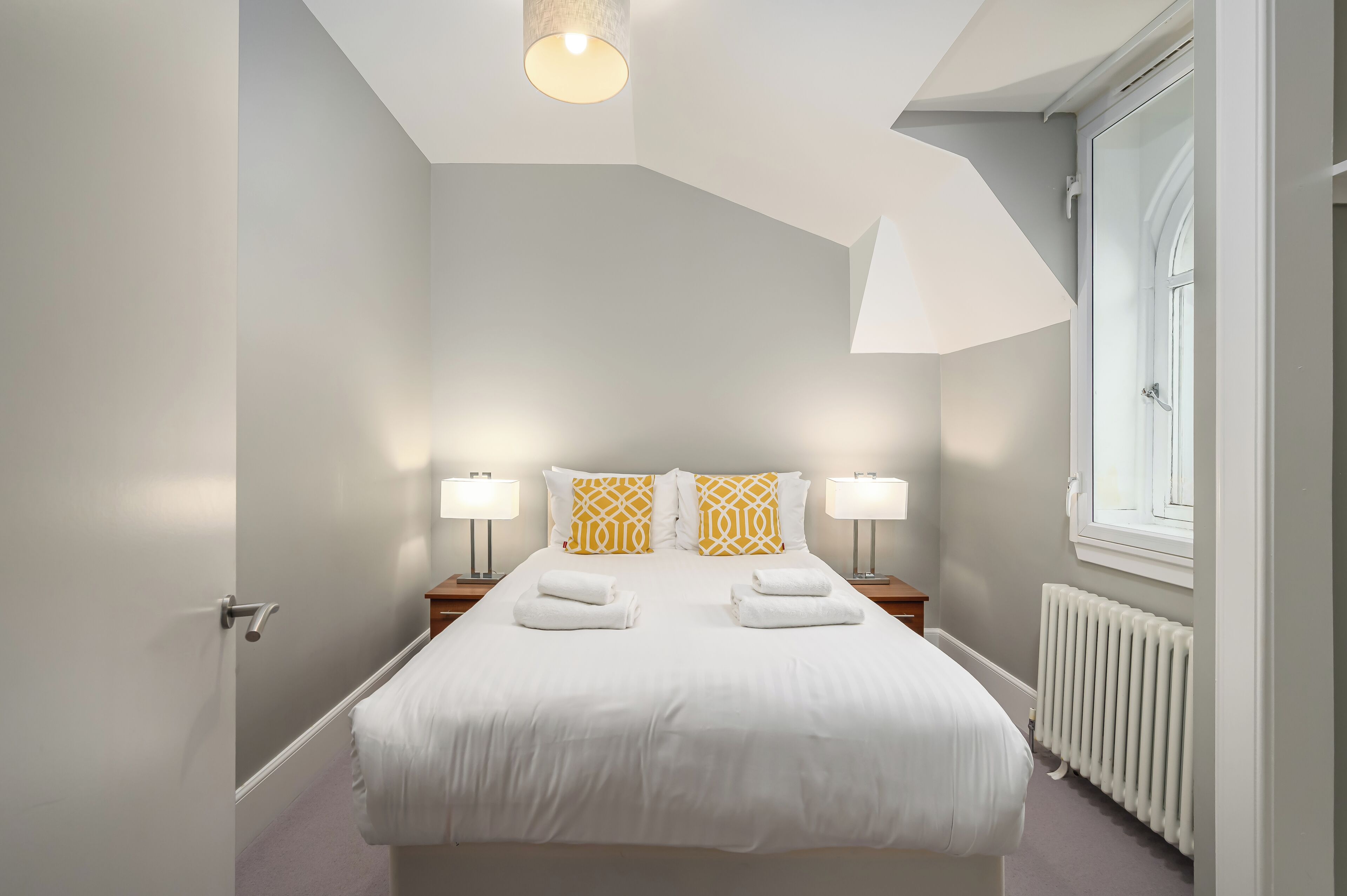 Destiny Scotland - St. Andrew Square Apartments