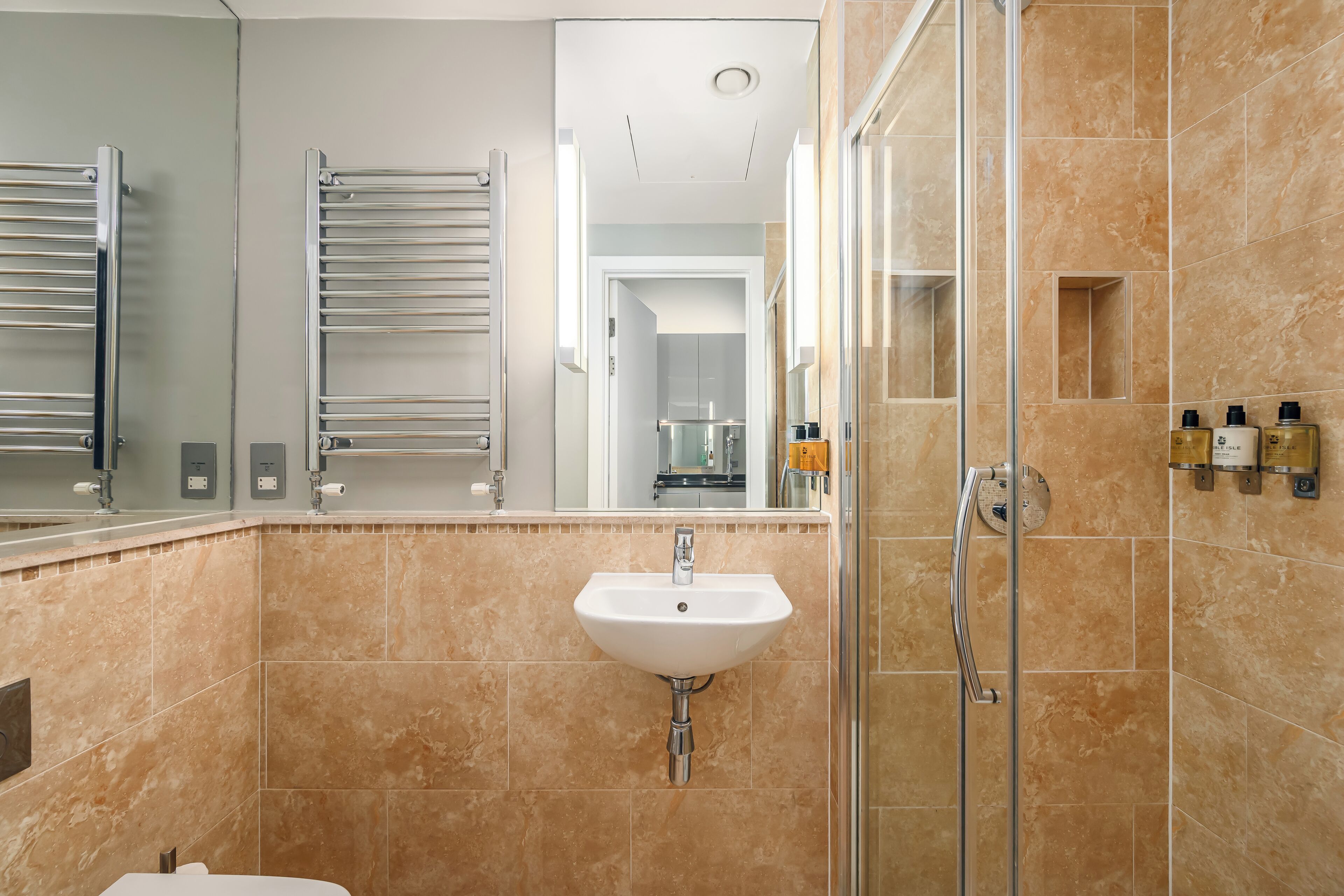 Destiny Scotland - St. Andrew Square Apartments