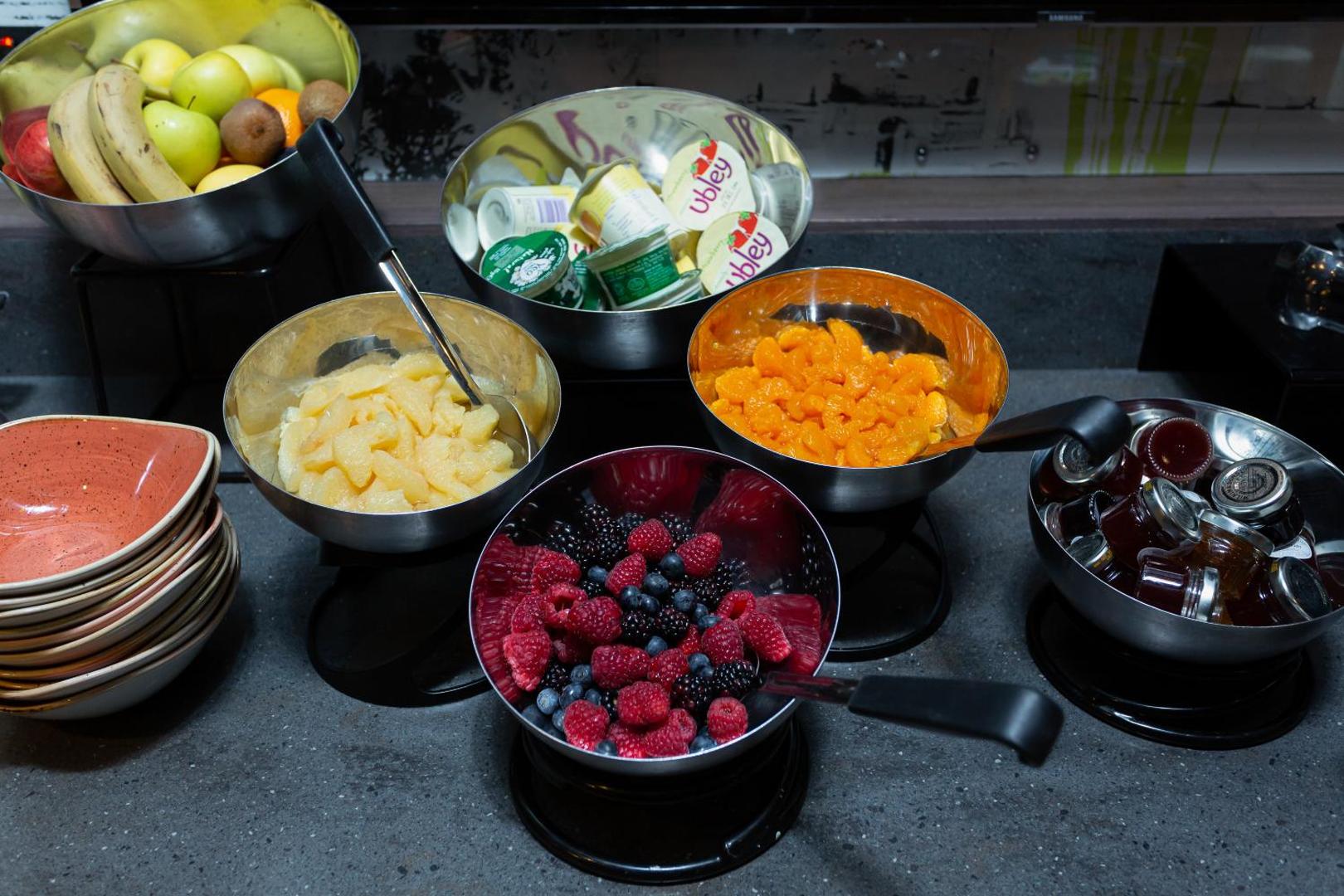 KM Hotel & Apartments