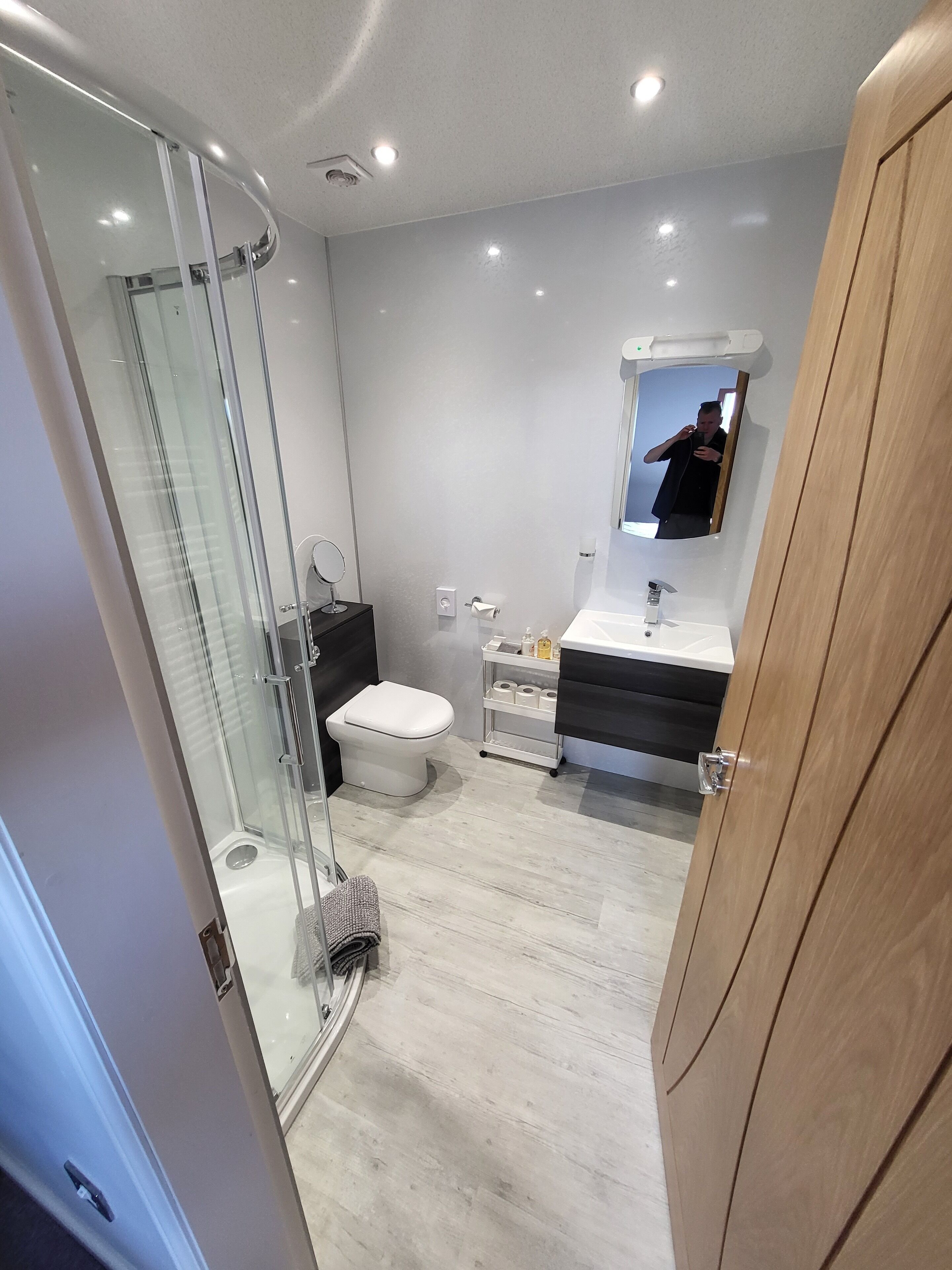 Lauderville Guest House