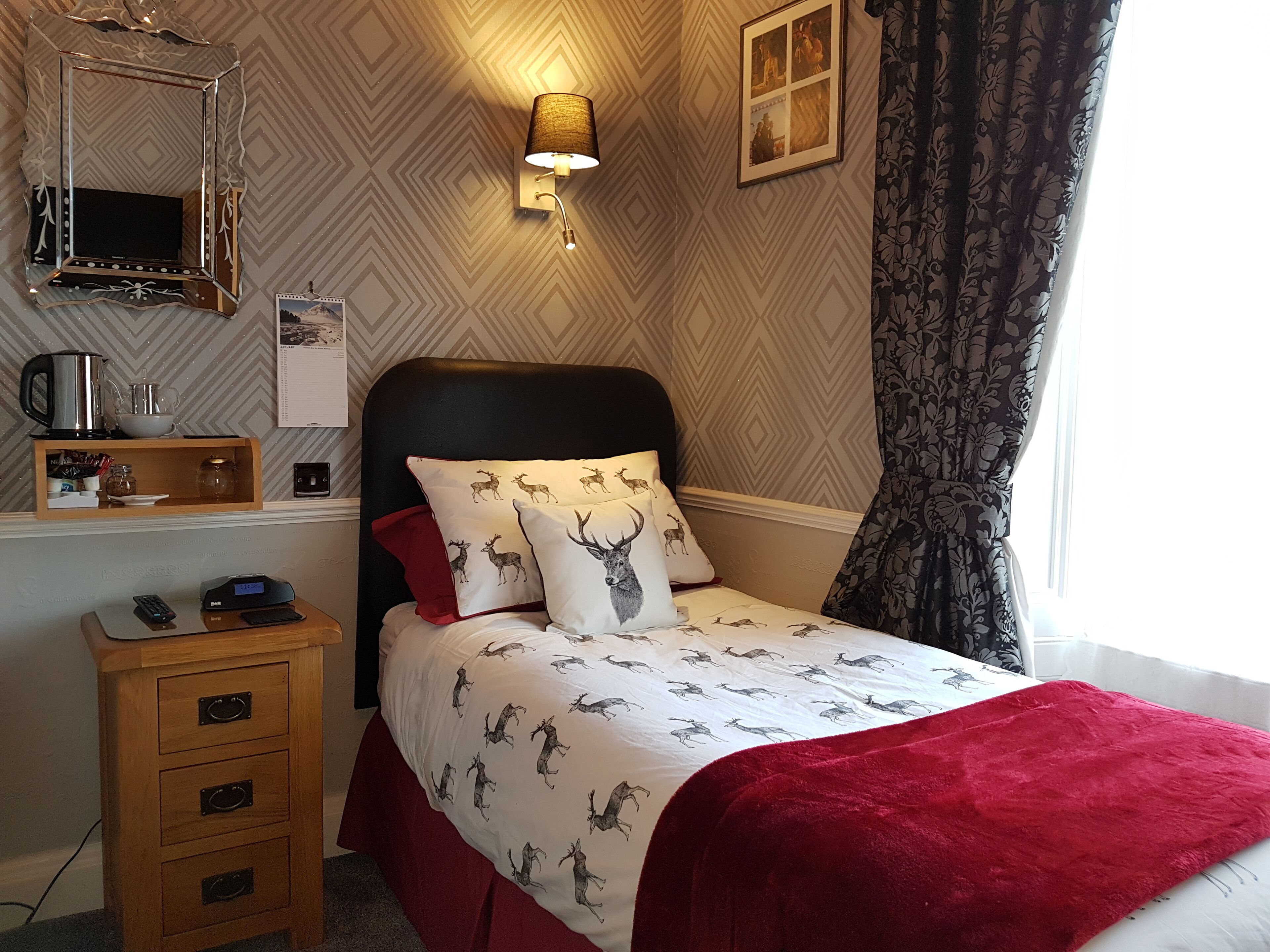 Lauderville Guest House