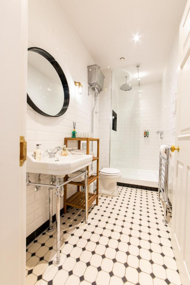 Linton Collection - North Bridge Apartments
