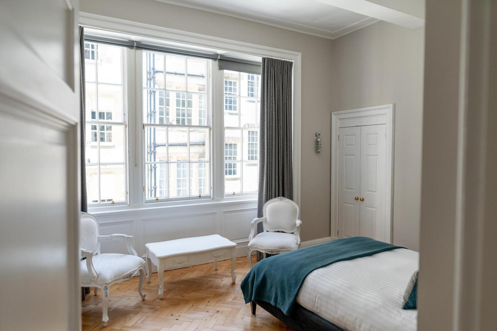 Linton Collection - North Bridge Apartments