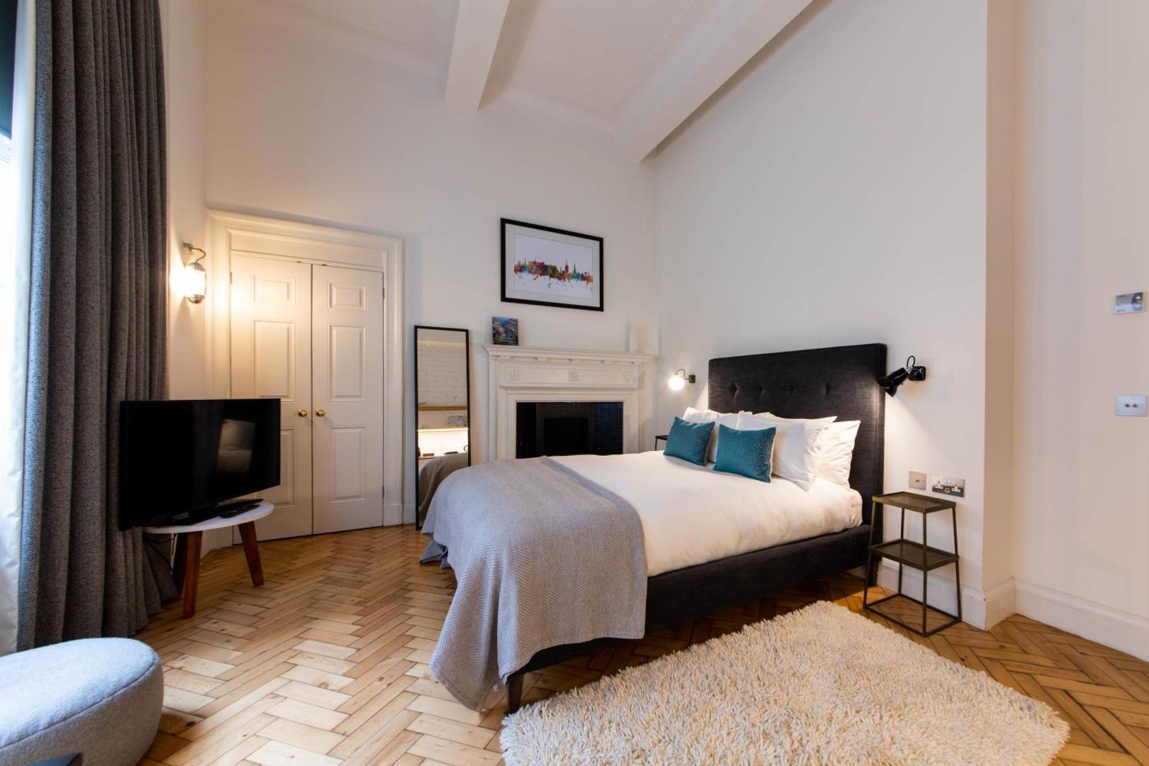 Linton Collection - North Bridge Apartments