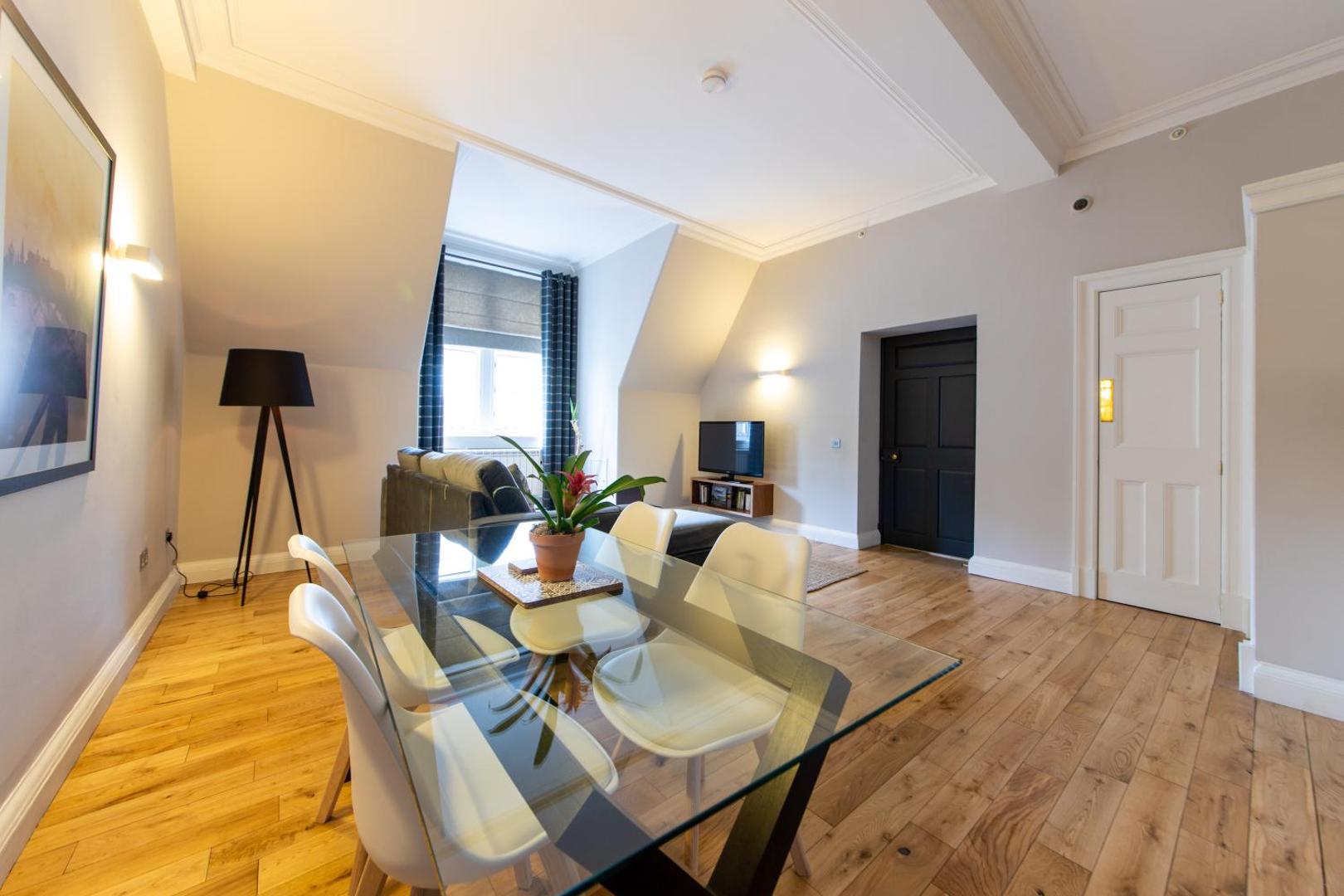 Linton Collection - North Bridge Apartments