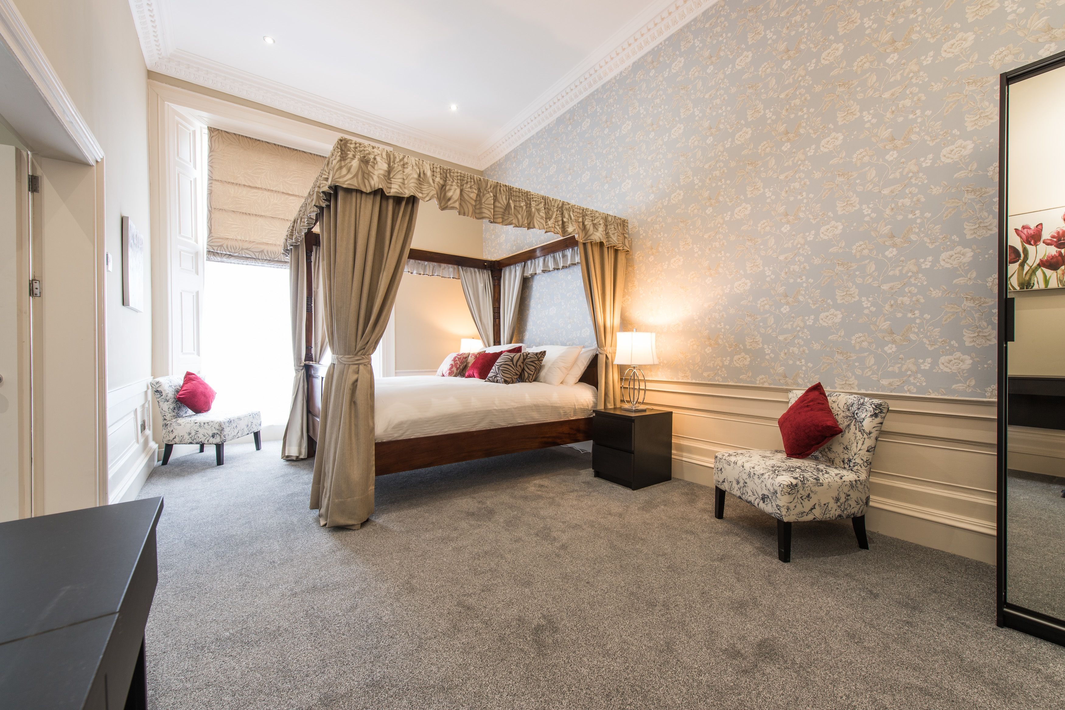 Royal Princes Suites