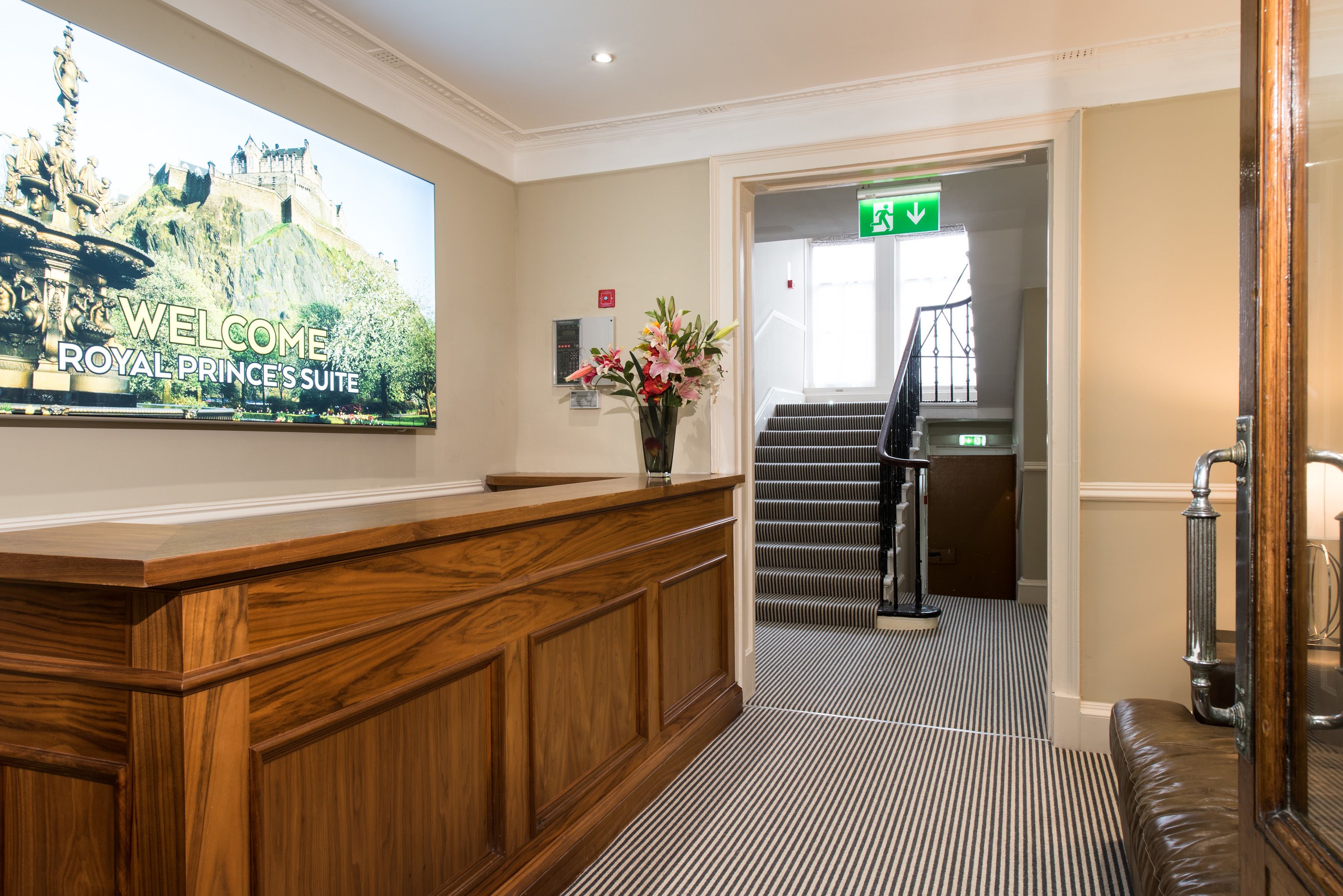 Royal Princes Suites