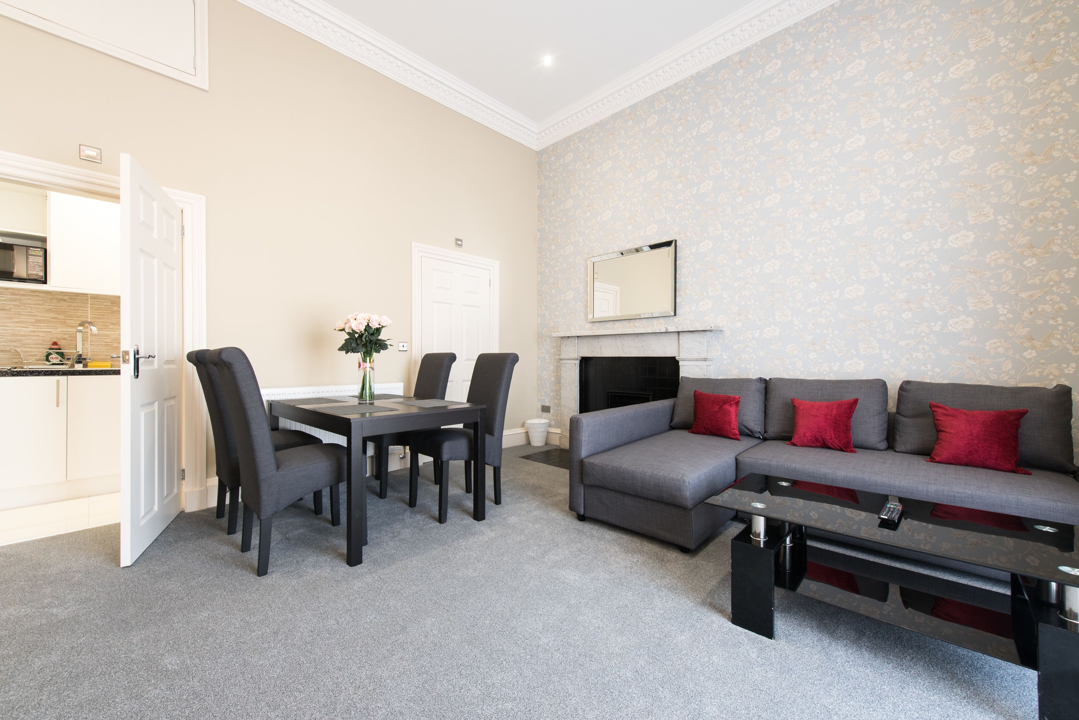 Royal Princes Suites