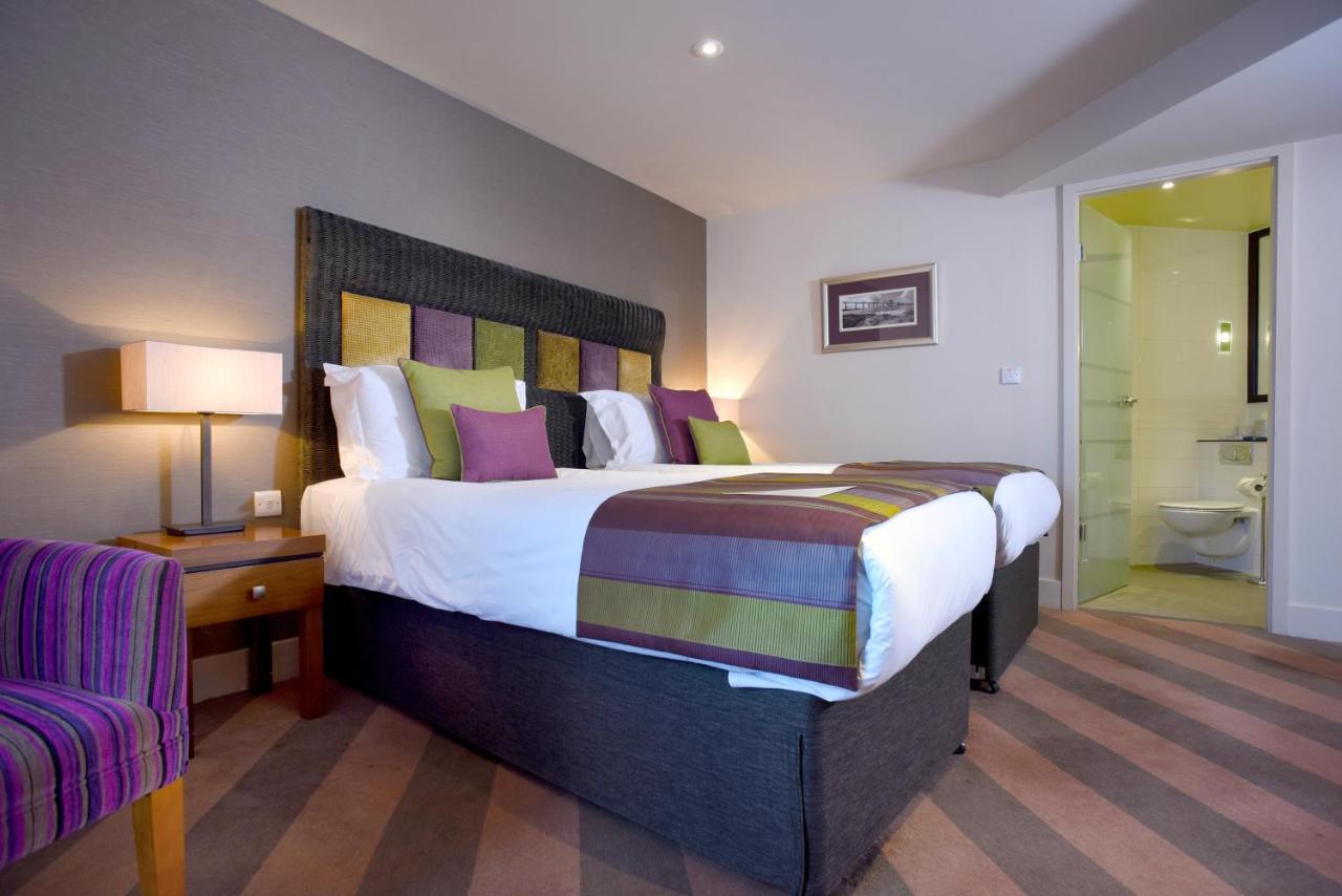 Ten Hill Place Hotel