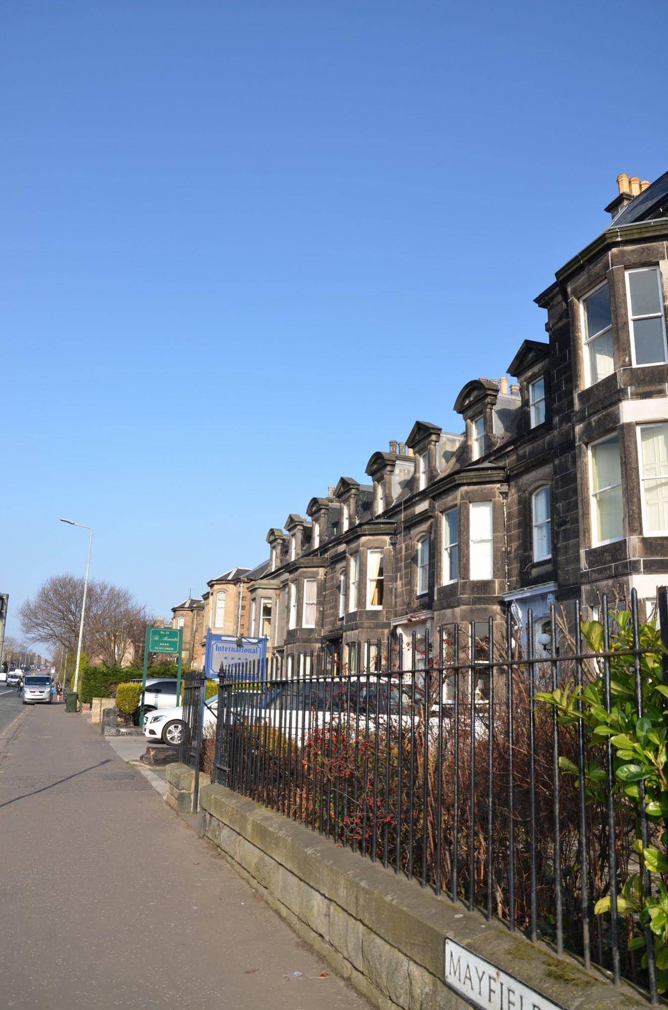 Edinburgh 37