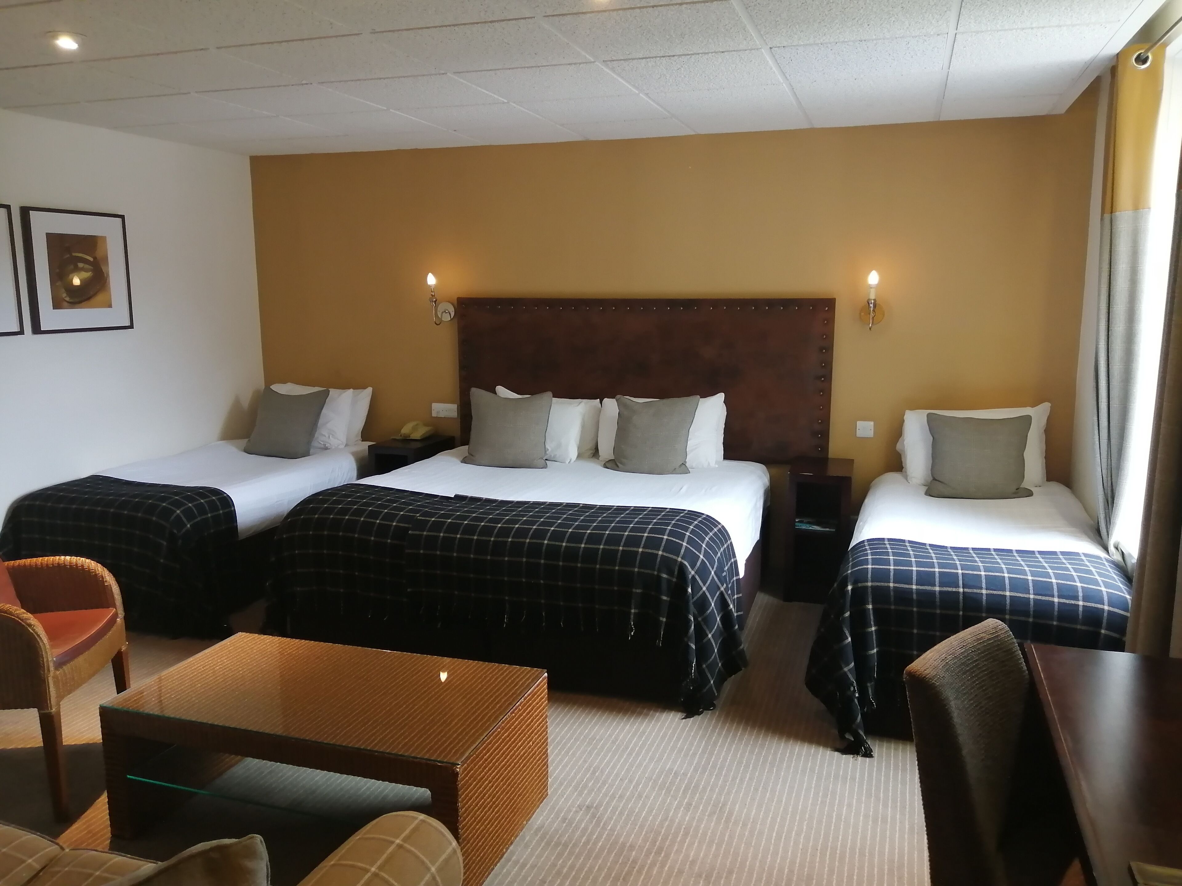 Eight Acres Hotel & Spa