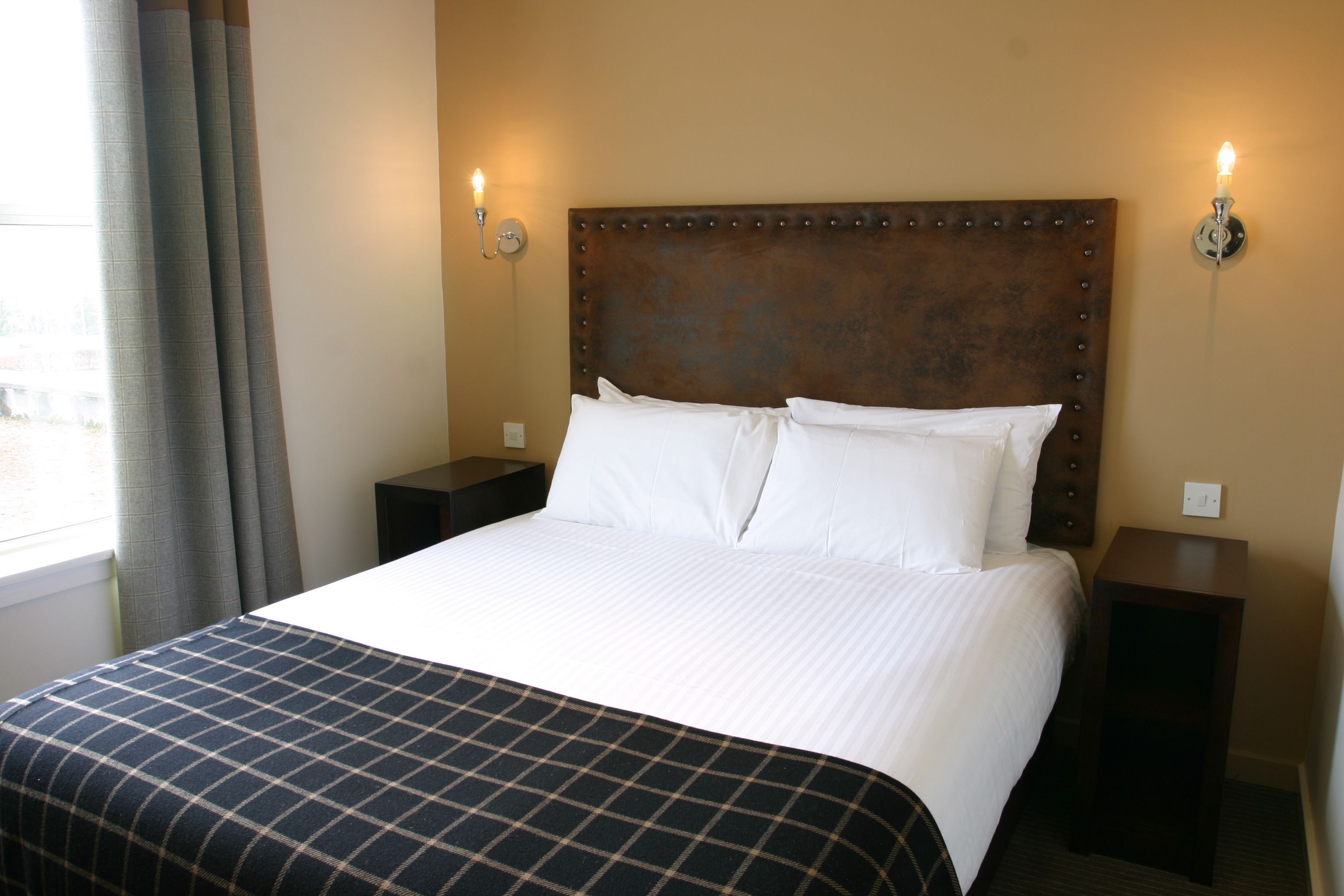 Eight Acres Hotel & Spa