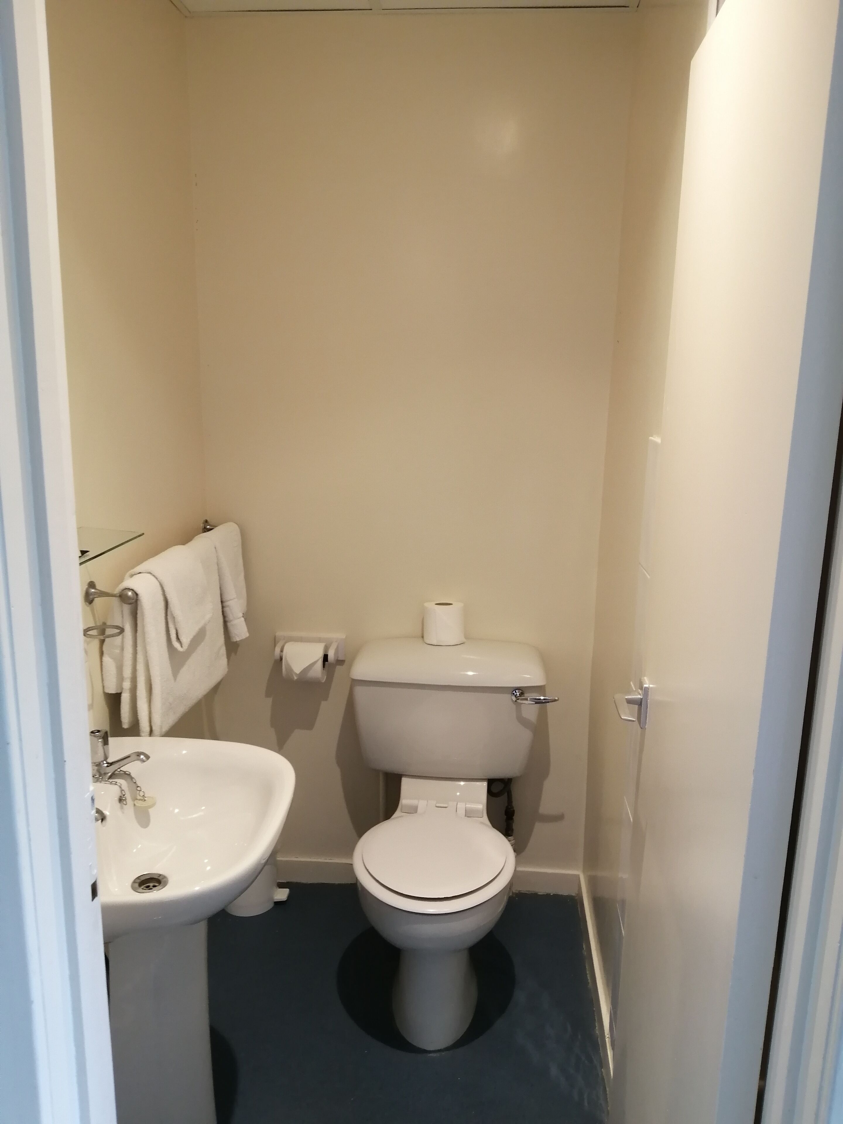 Eight Acres Hotel & Spa