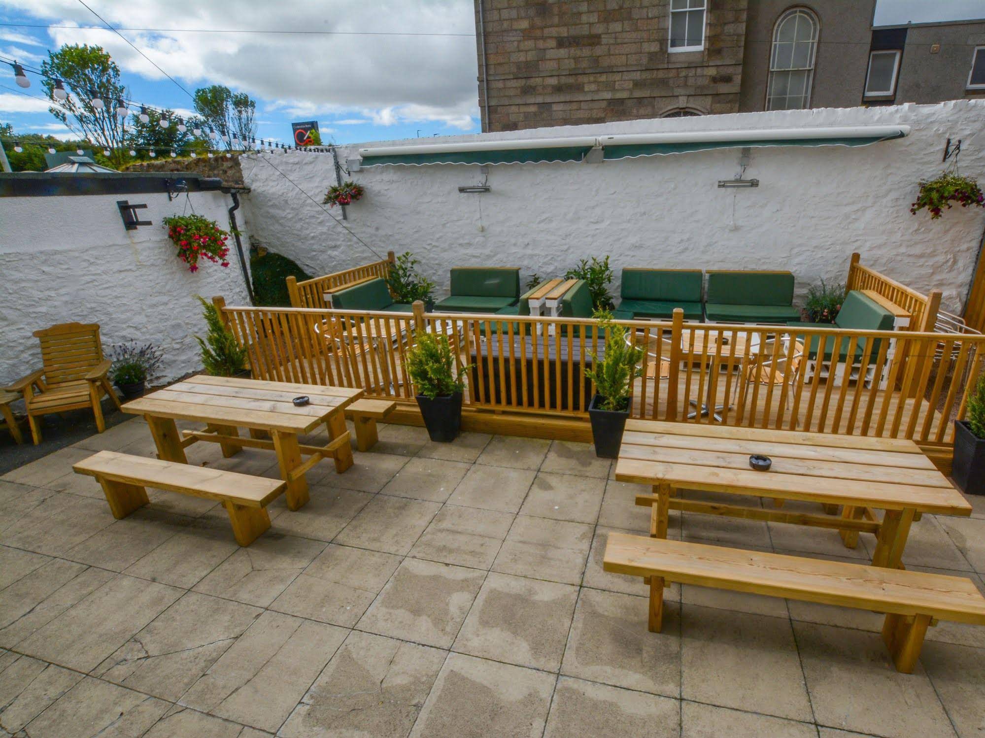 New Inn Hotel